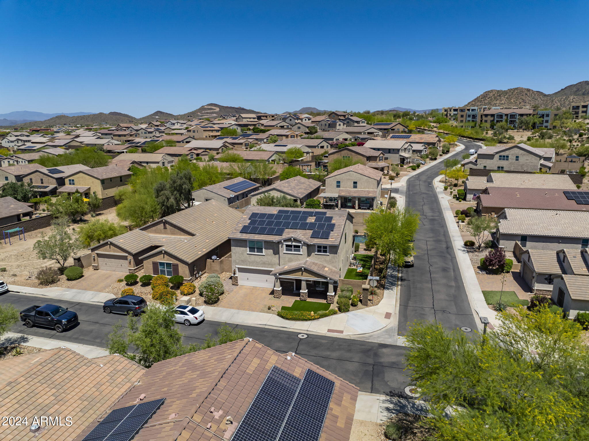 2946 W THORN TREE Drive