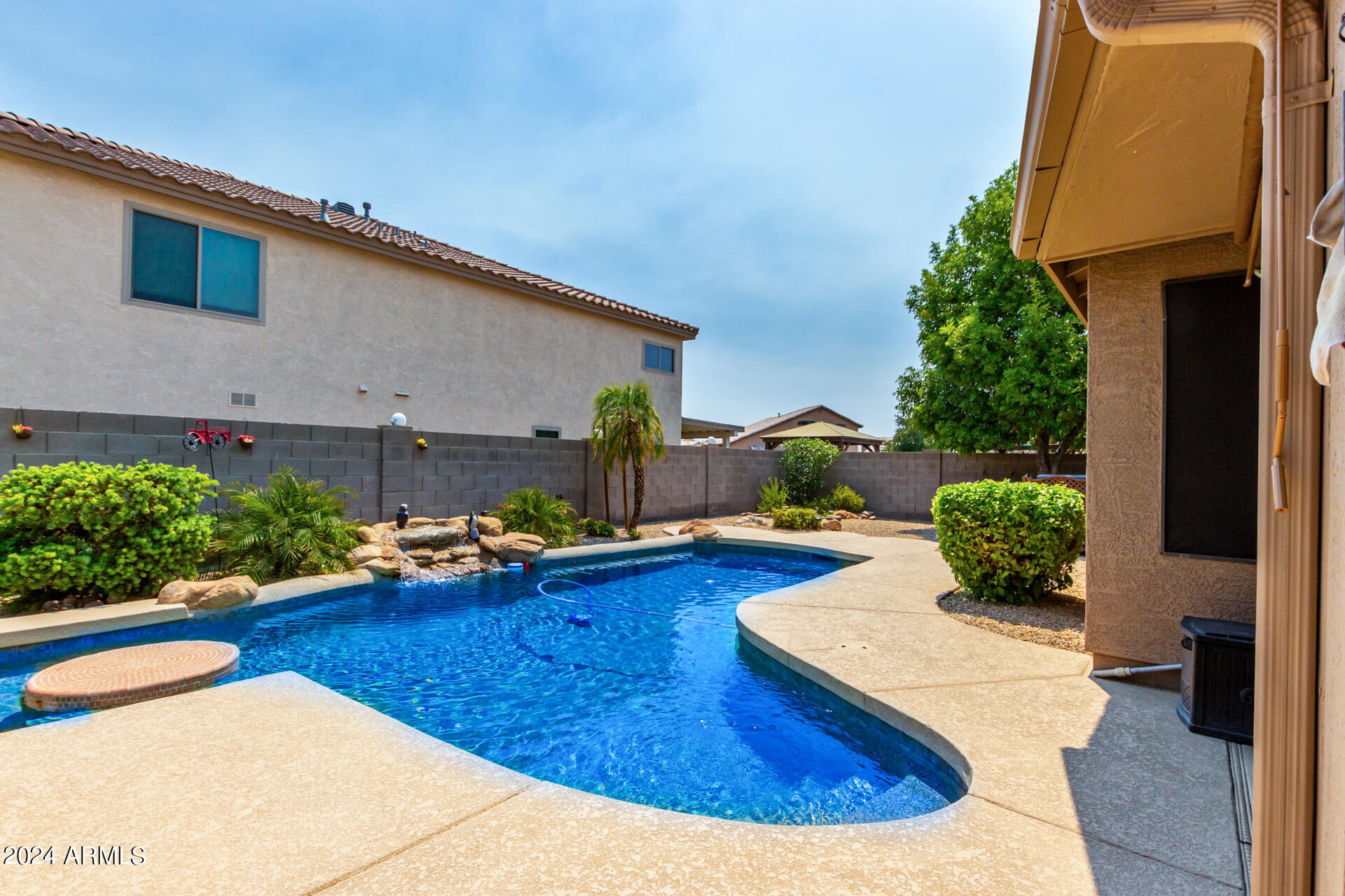 9315 W MARIPOSA Drive