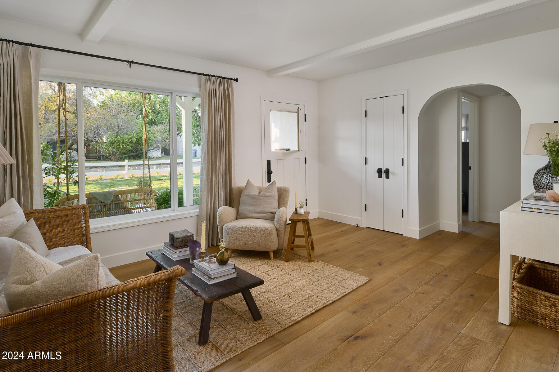 3917 E MONTEROSA Street