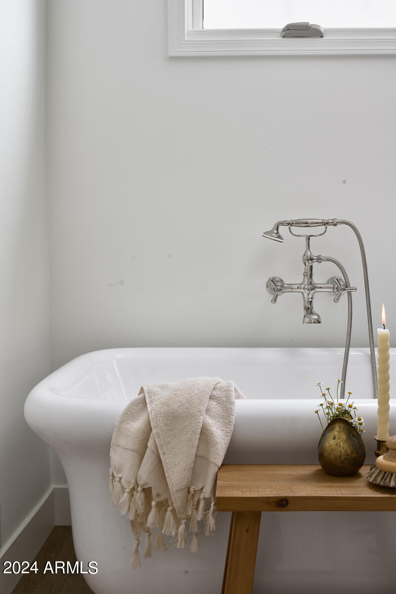 3917 E MONTEROSA Street