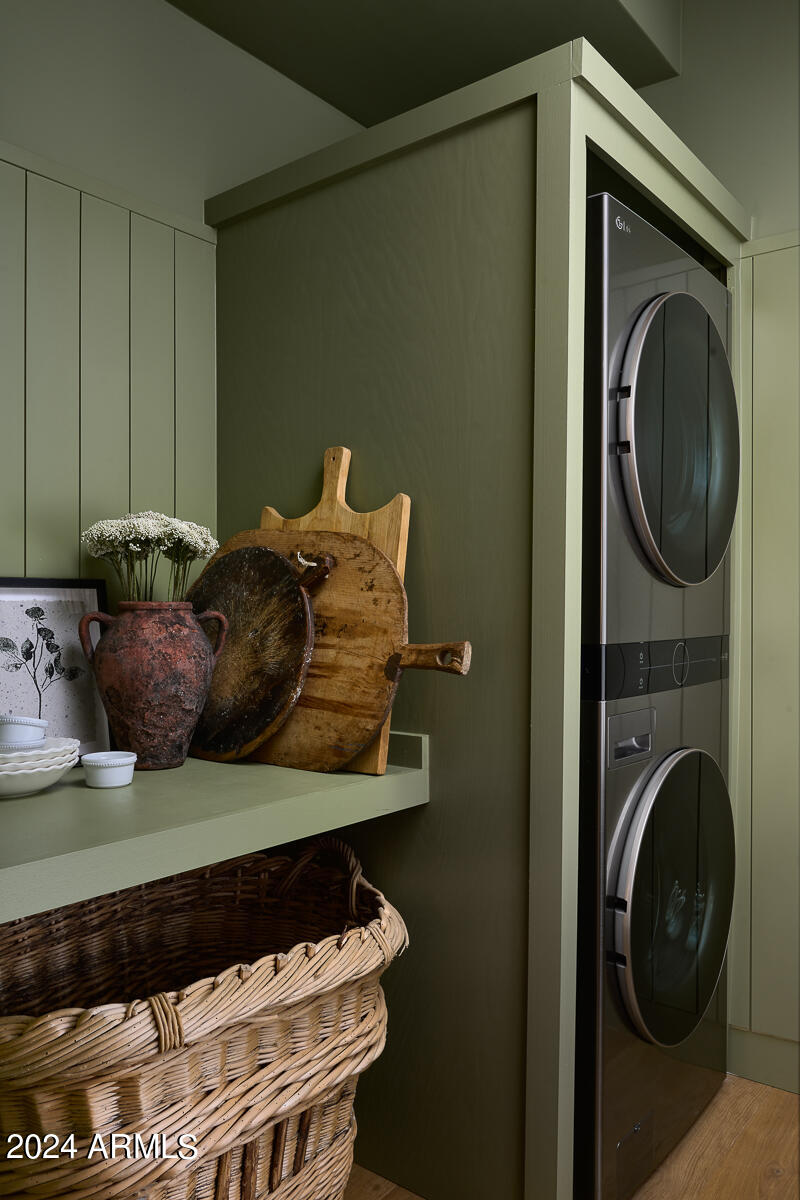 3917 E MONTEROSA Street