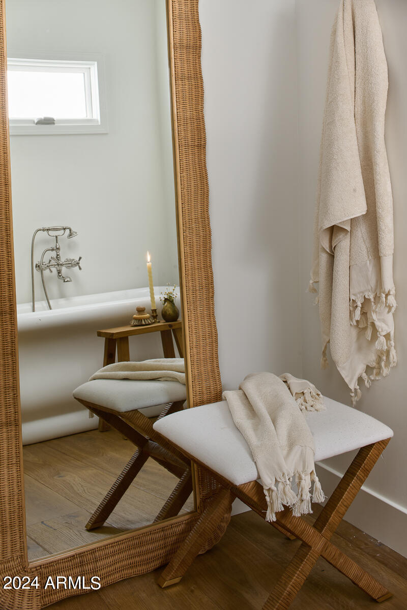 3917 E MONTEROSA Street