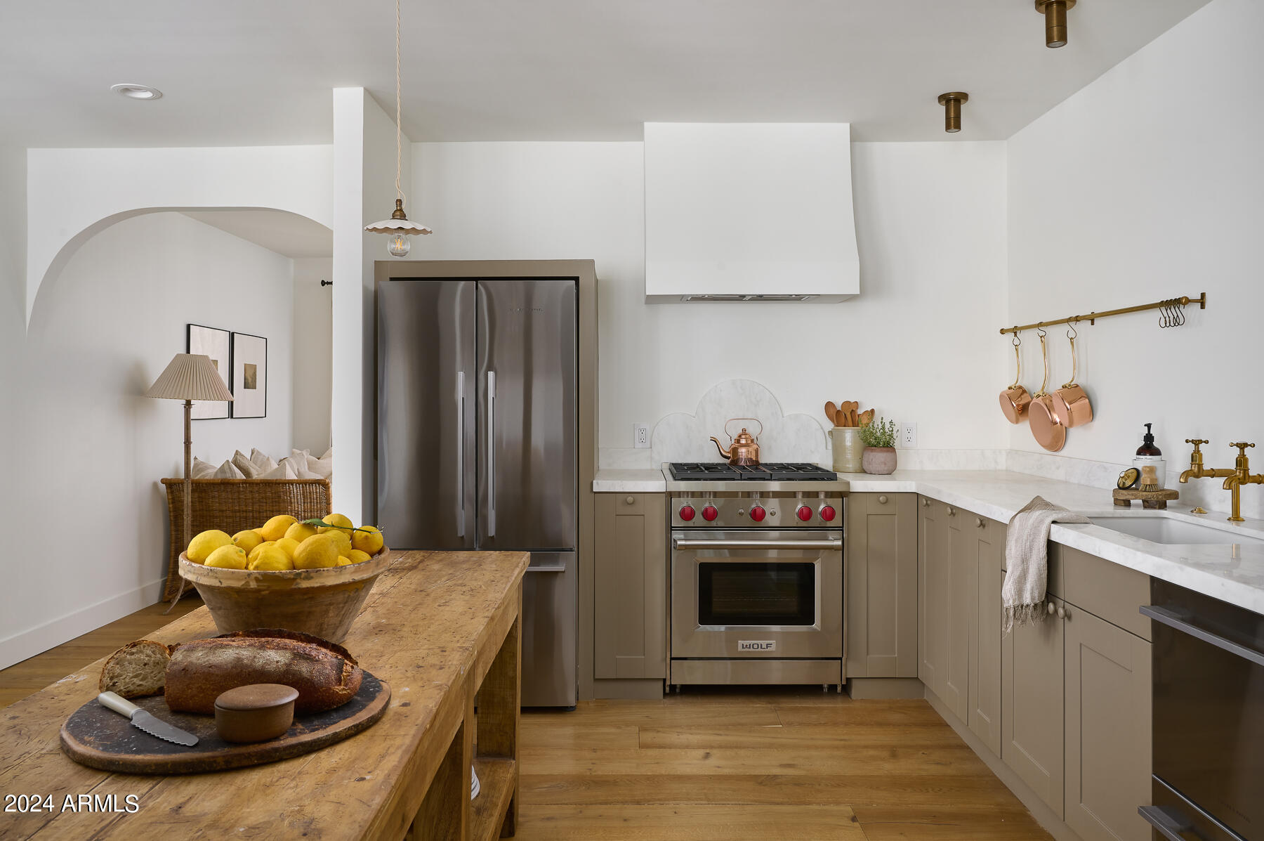 3917 E MONTEROSA Street