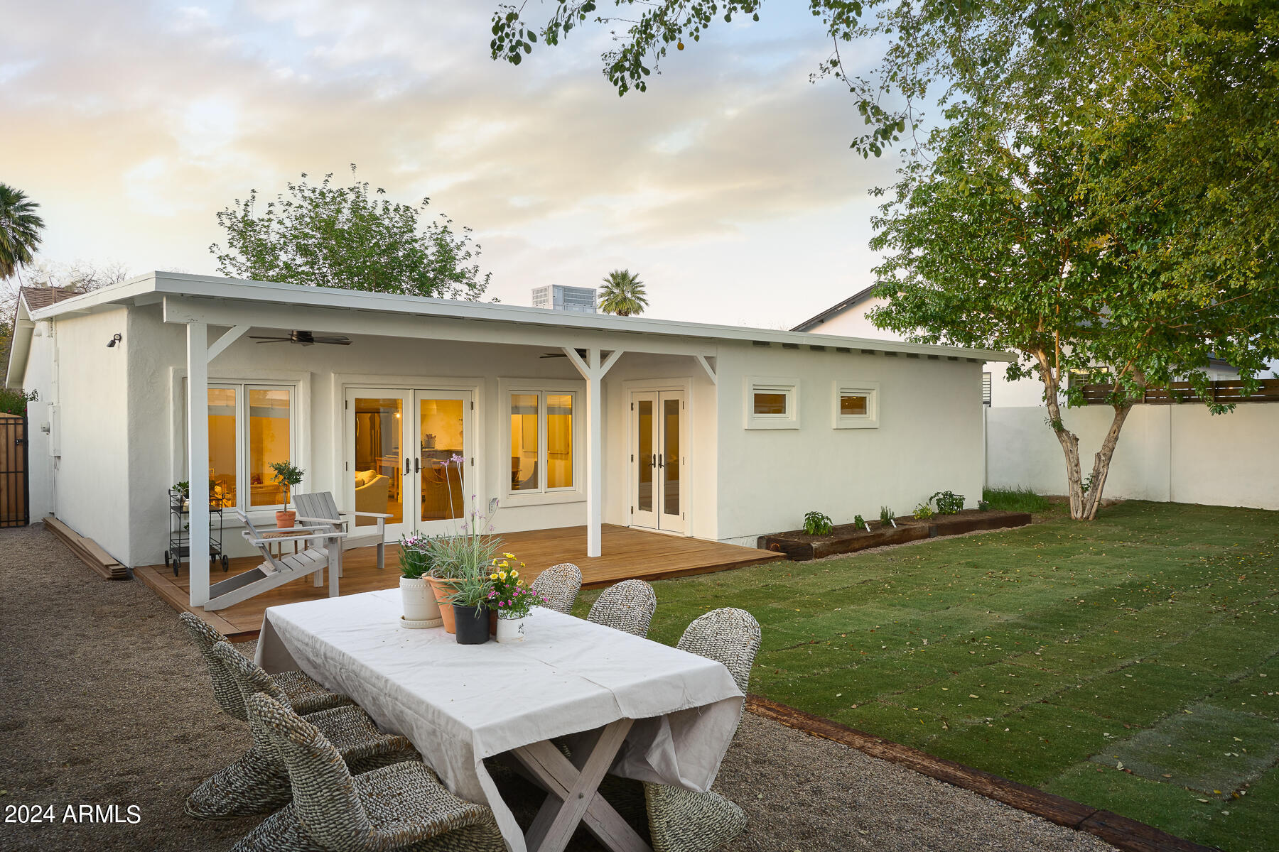 3917 E MONTEROSA Street