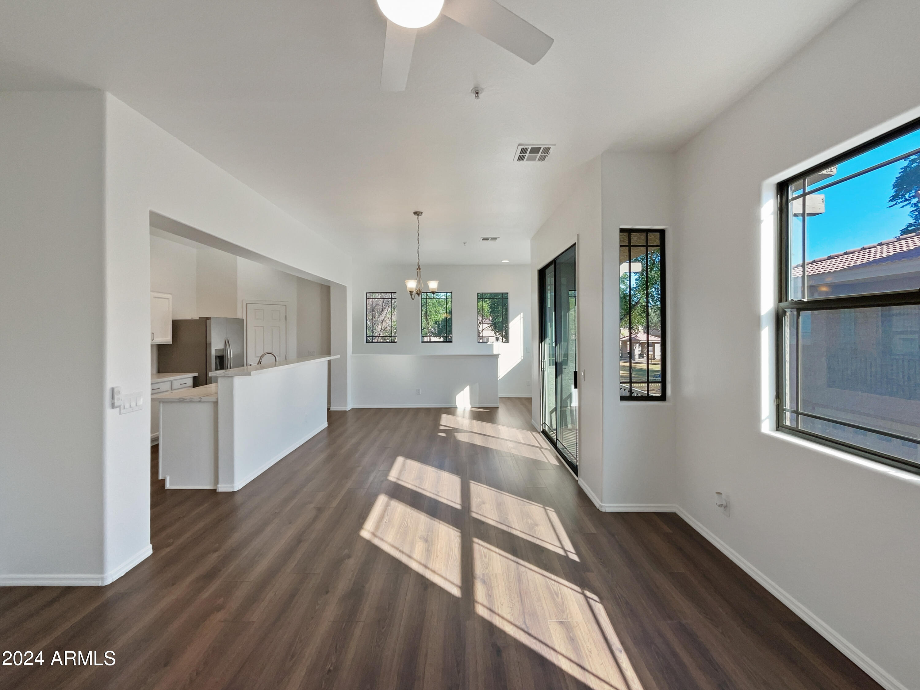 1225 N 36TH Street, 2055