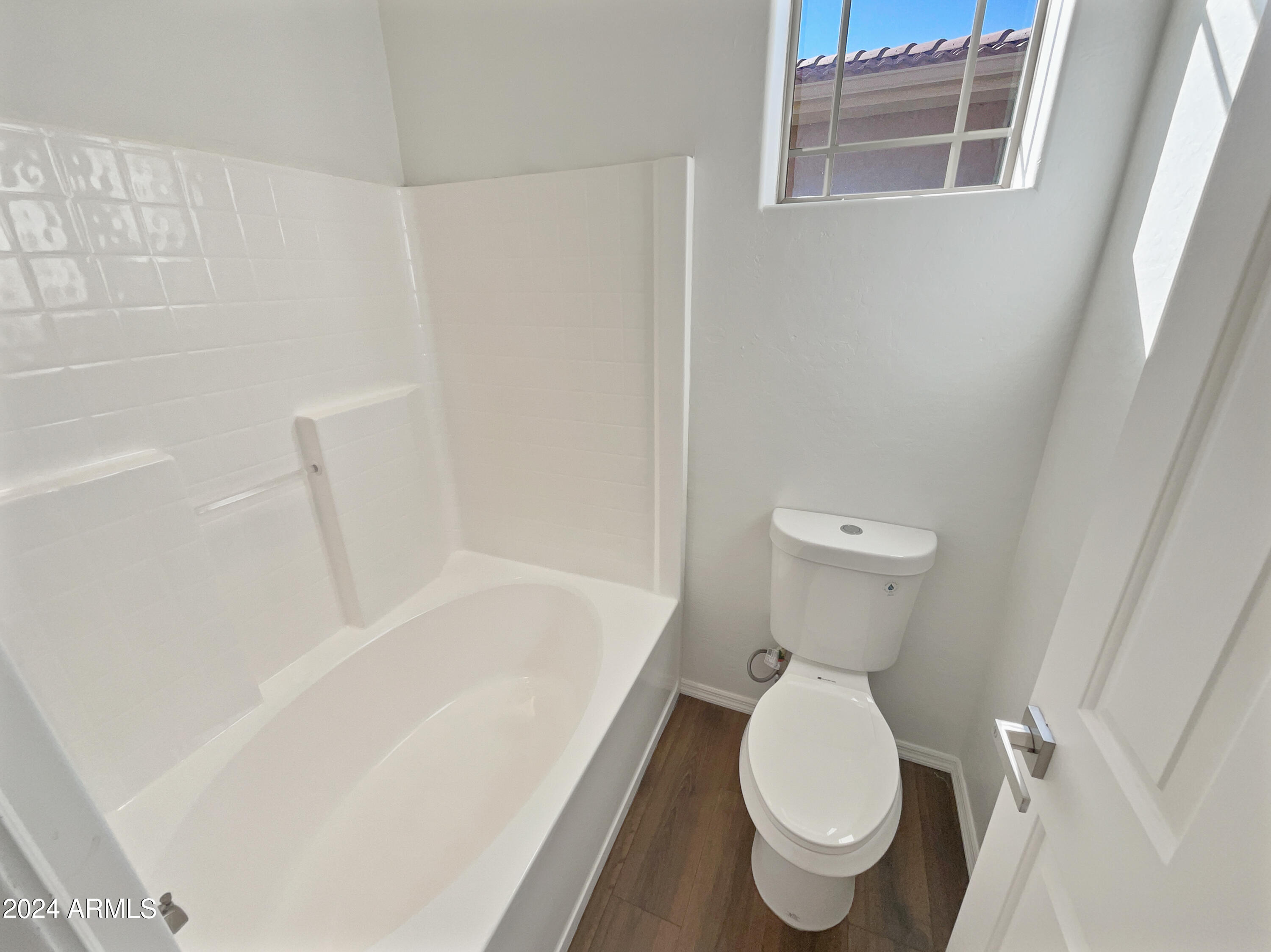 1225 N 36TH Street, 2055
