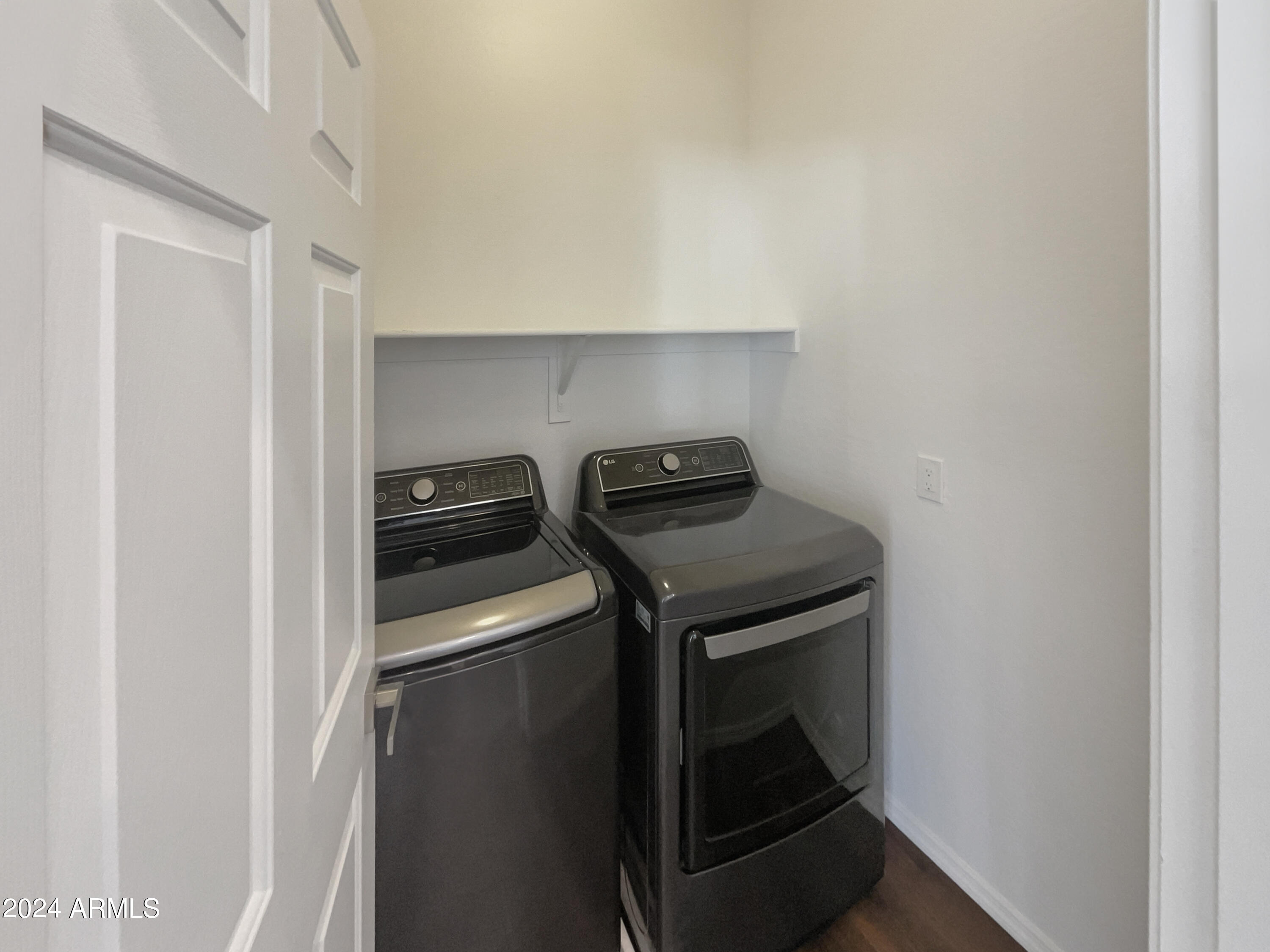 1225 N 36TH Street, 2055