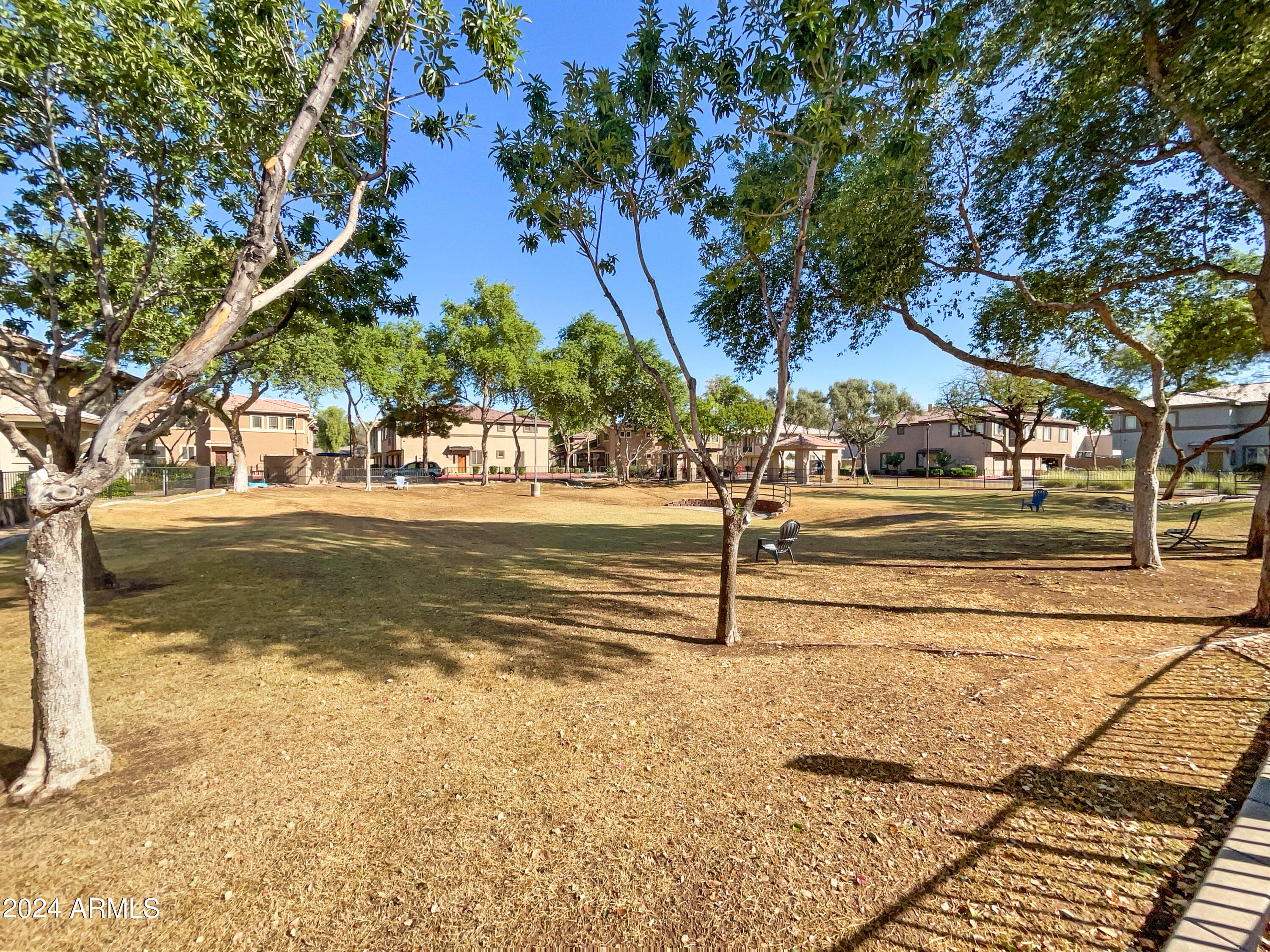 1225 N 36TH Street, 2055