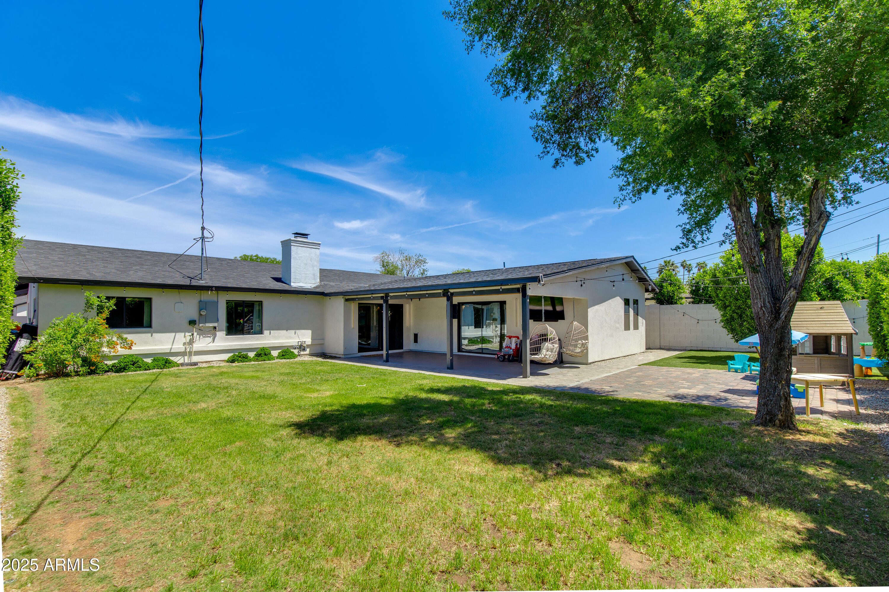 5425 E AVALON Drive