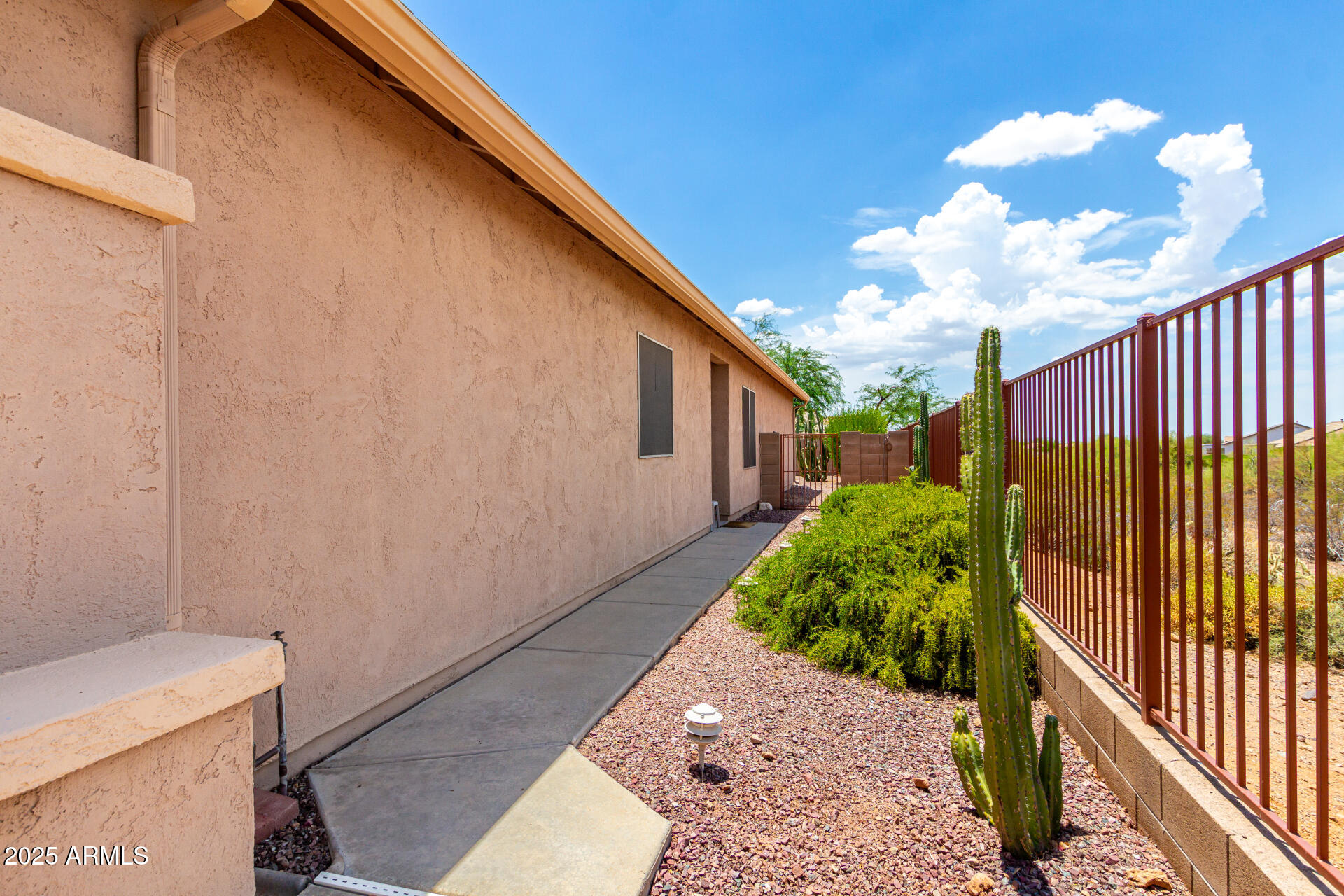 8068 S SPUR TRAIL Court