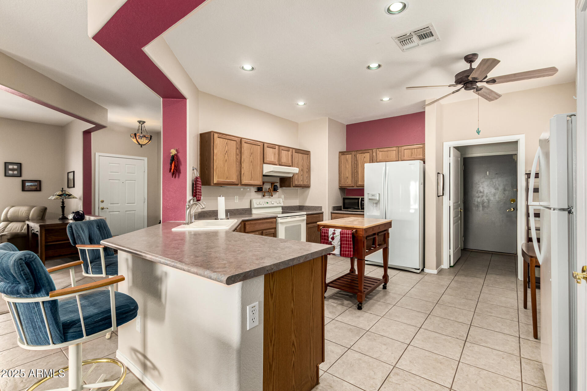 8068 S SPUR TRAIL Court