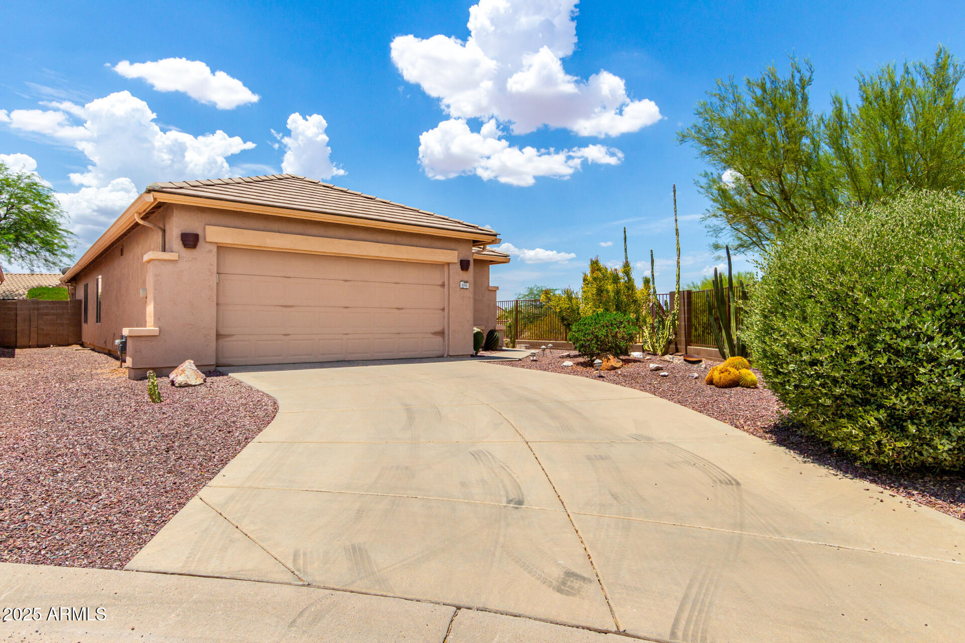8068 S SPUR TRAIL Court