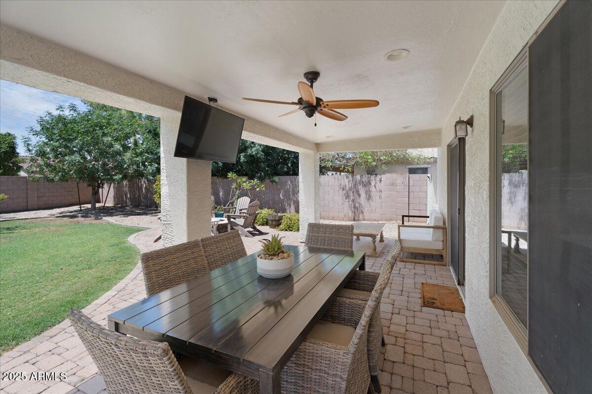 2499 E ERIE Court