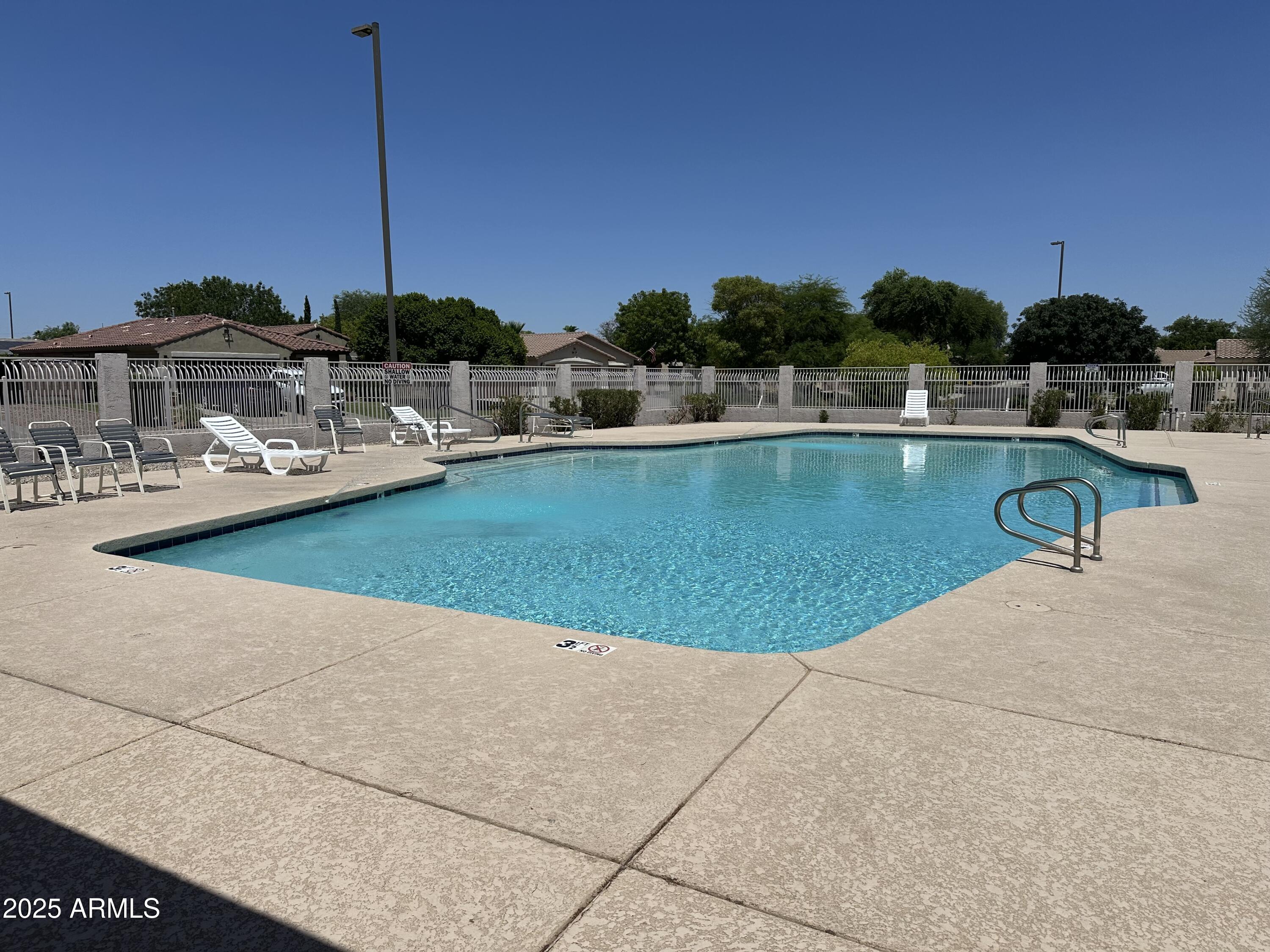 2499 E ERIE Court