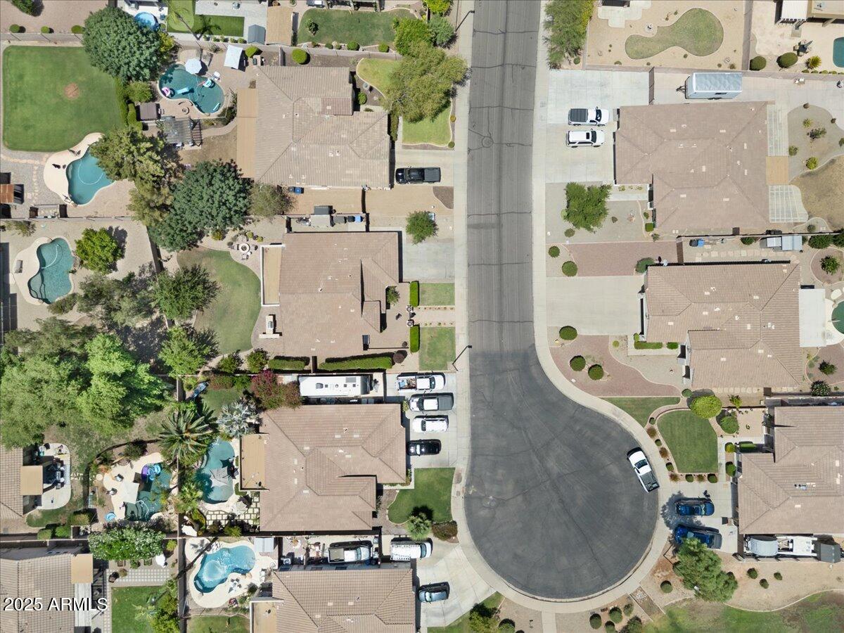 2499 E ERIE Court