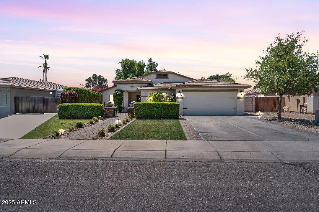 2499 E ERIE Court