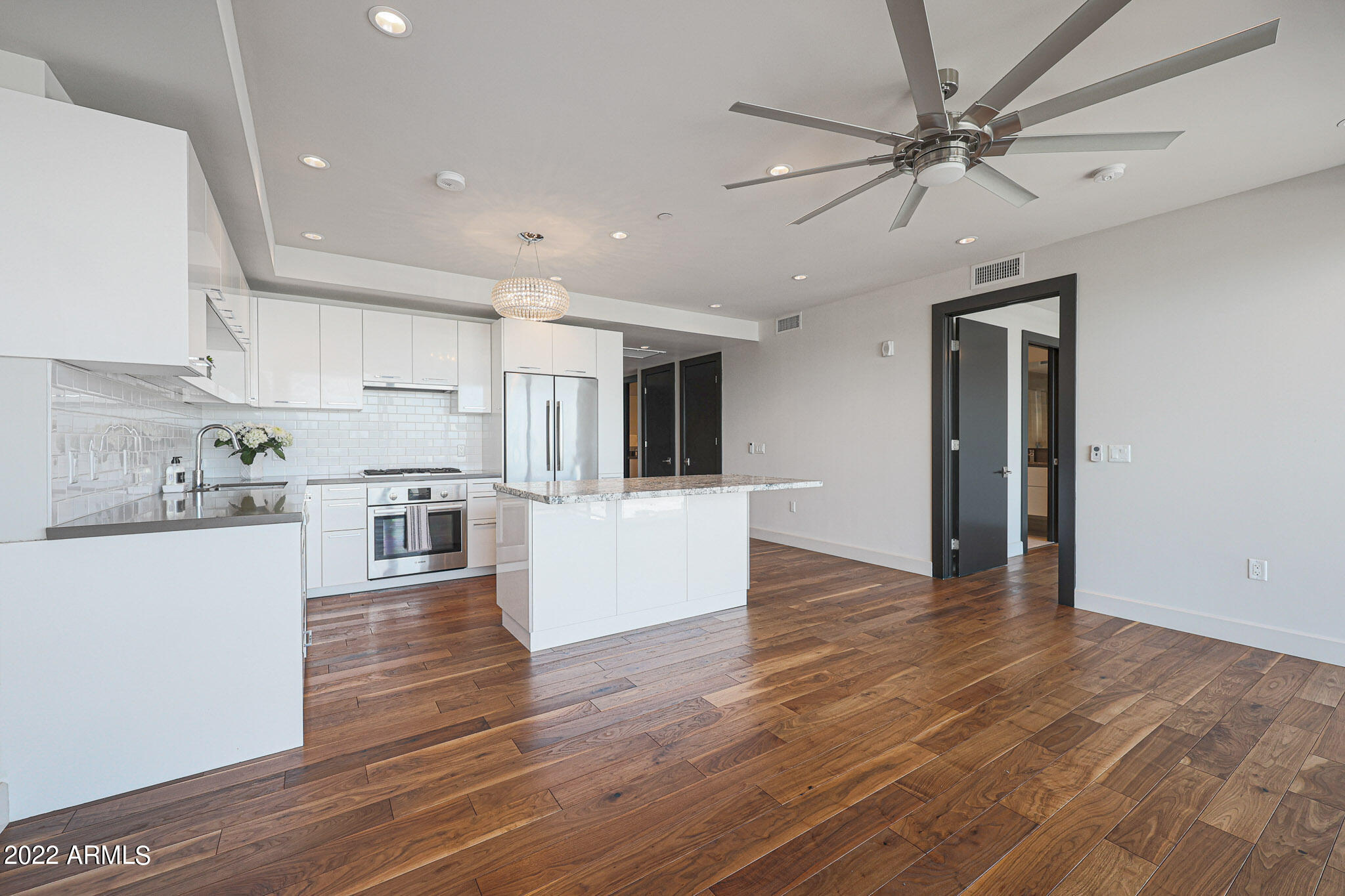 4422 N 75TH Street, 4011