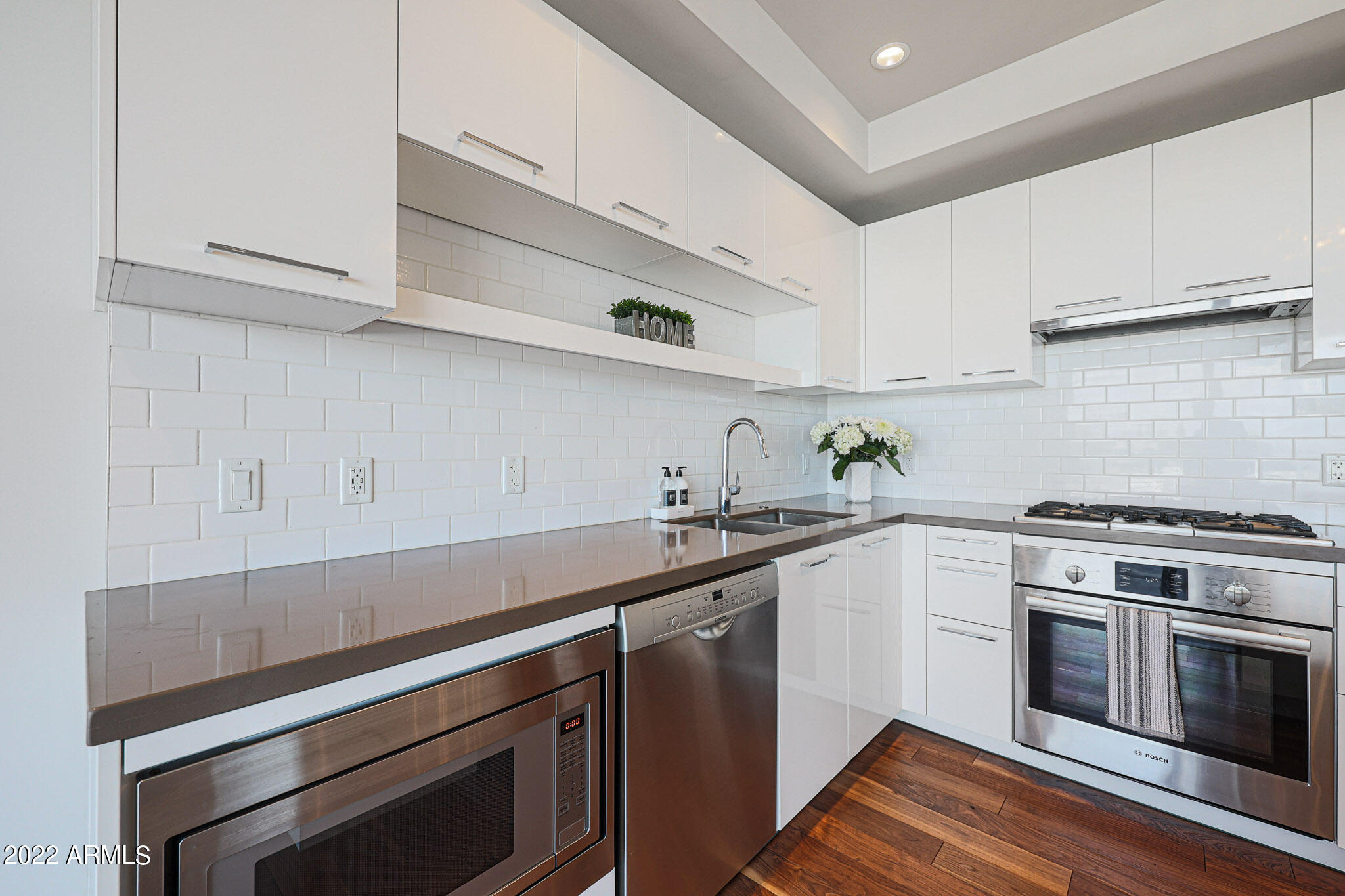 4422 N 75TH Street, 4011