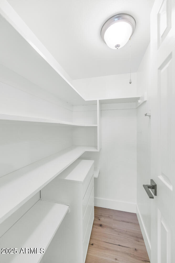 4027 E CAMPBELL Avenue