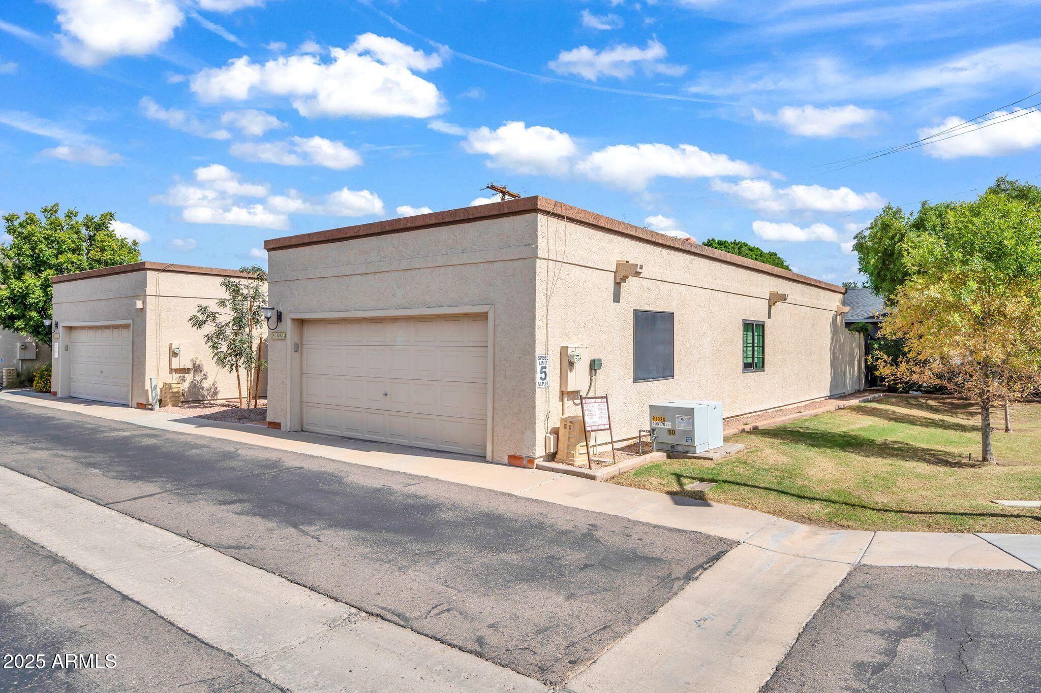 4301 N 29th Way
