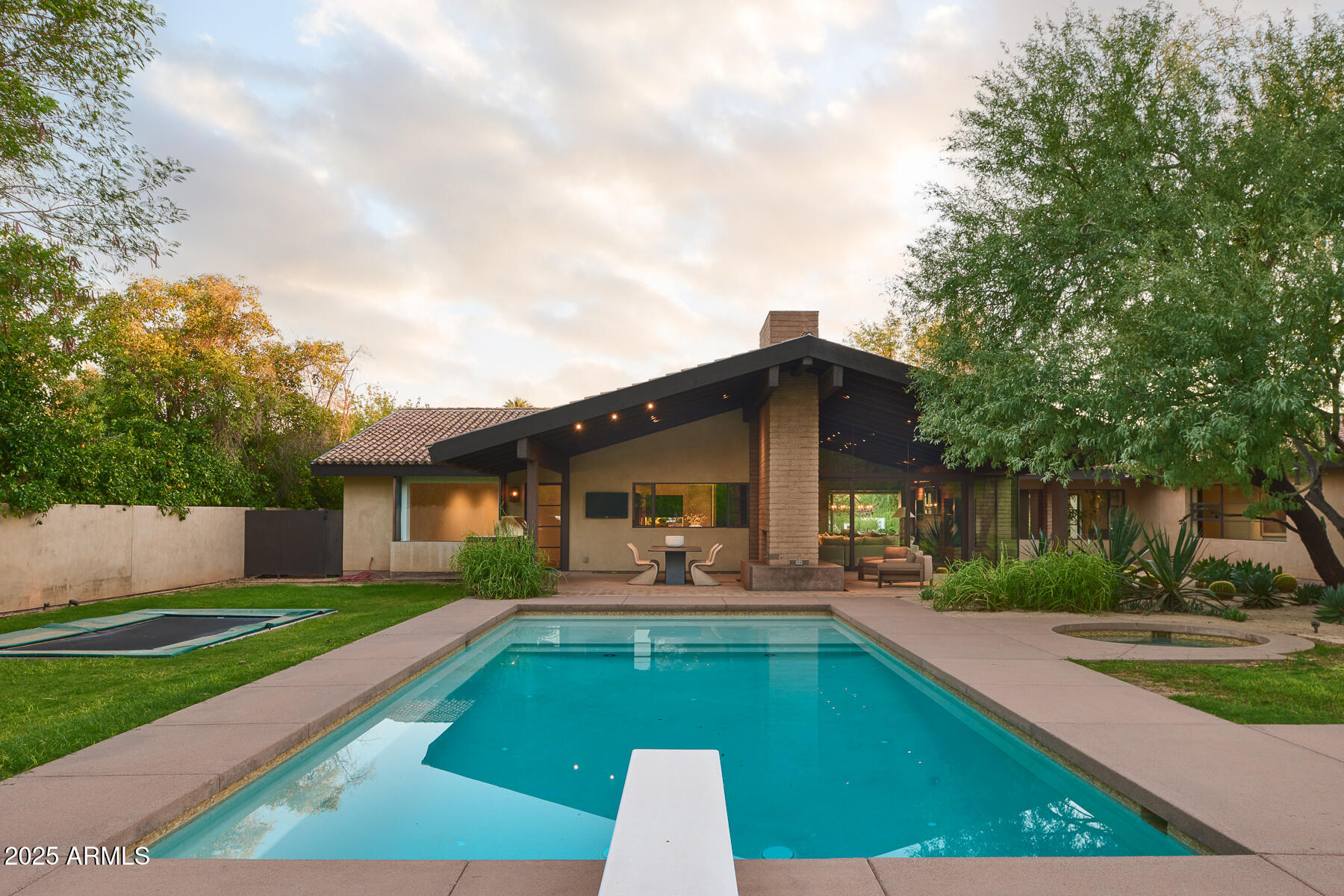 514 W ROSE Lane, Phoenix