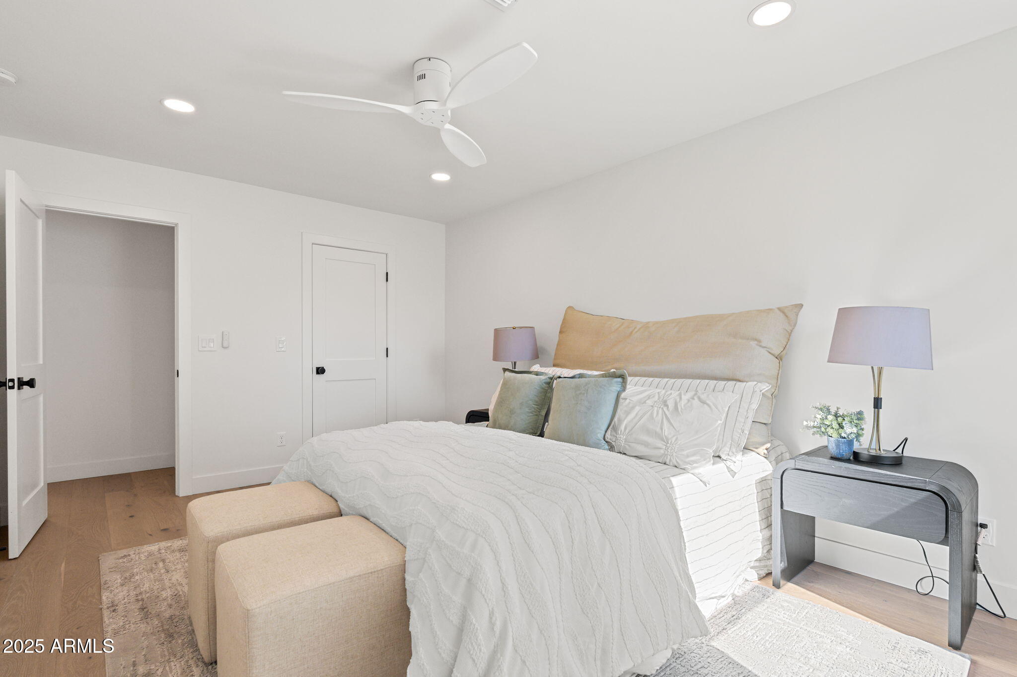 4333 E Fairmount Avenue