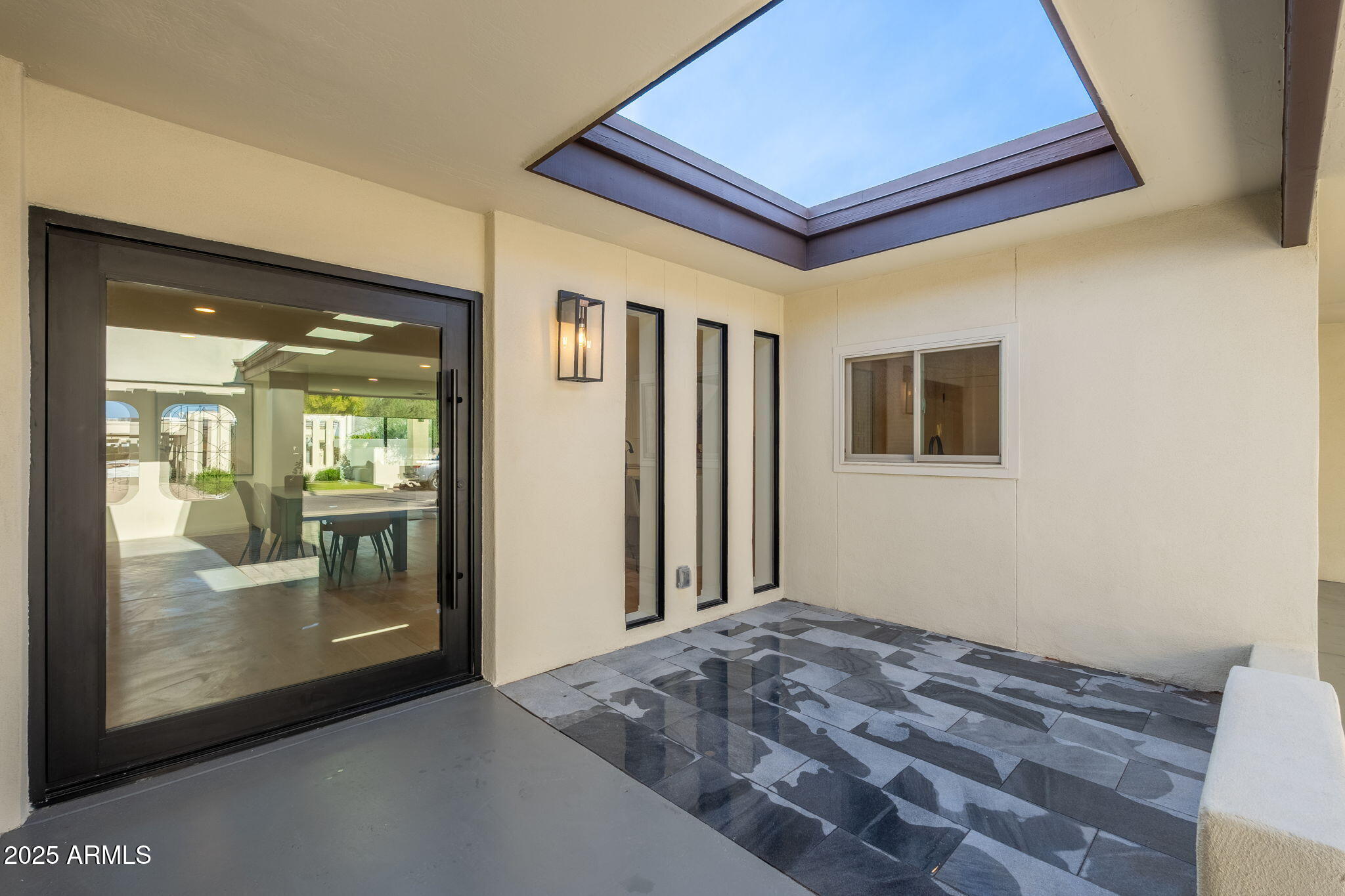 4333 E Fairmount Avenue