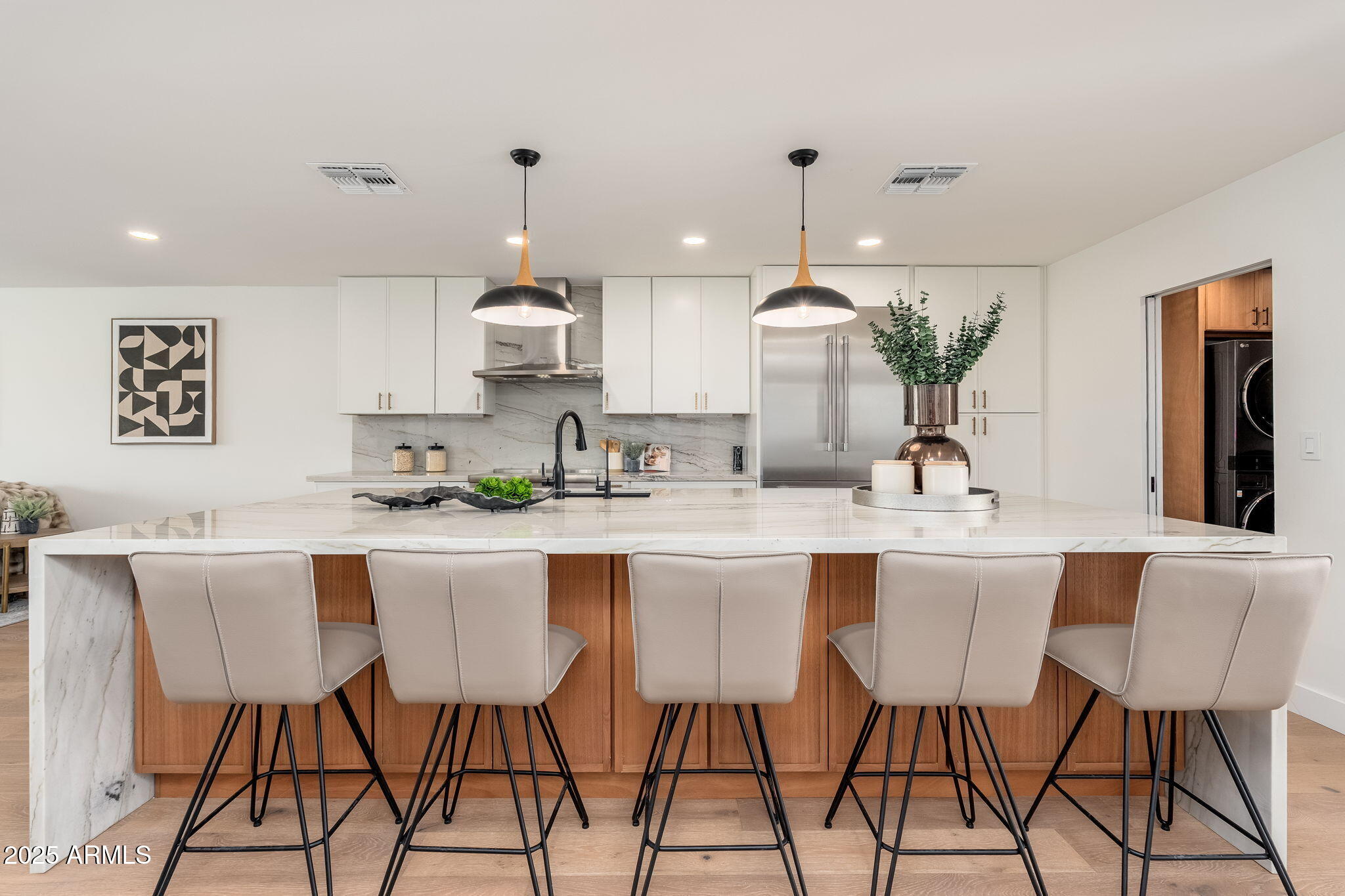 4333 E Fairmount Avenue