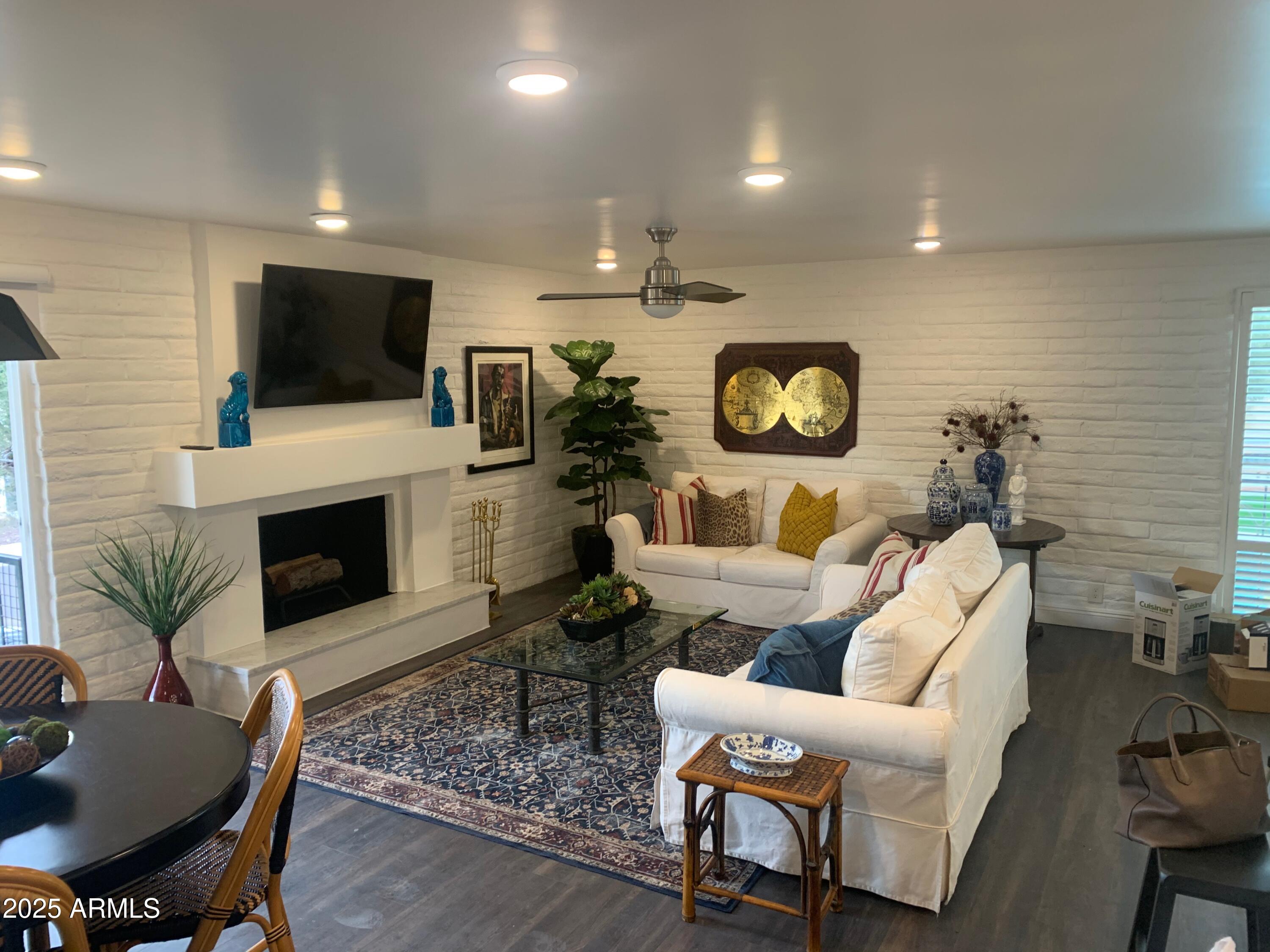 7401 E NORTHLAND Drive, 2