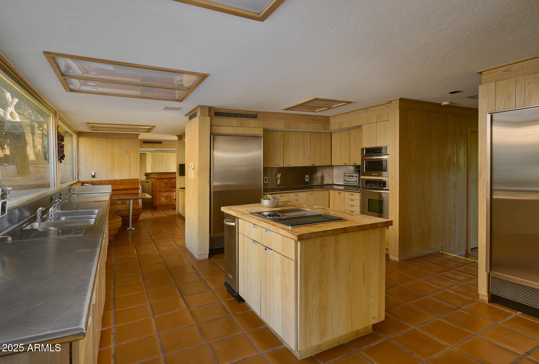 5500 N DROMEDARY Road