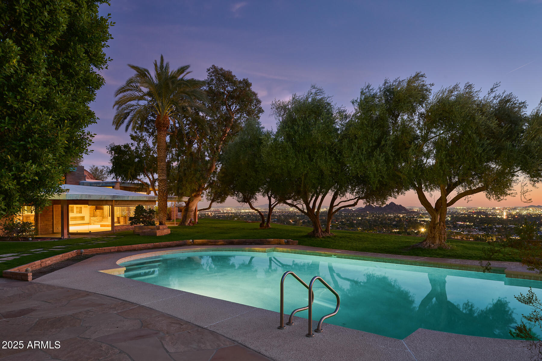 5500 N DROMEDARY Road V