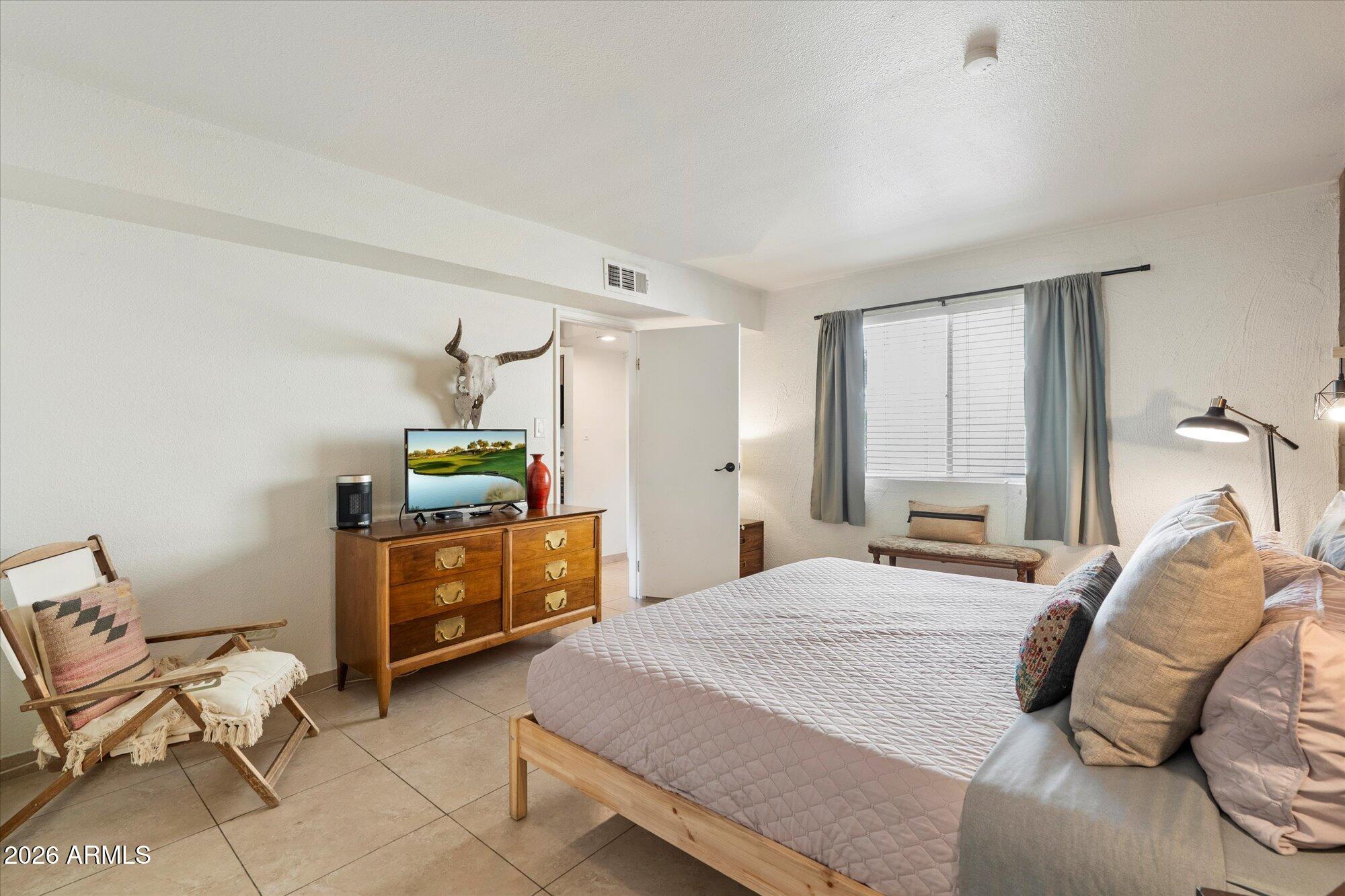 7625 E CAMELBACK Road B325