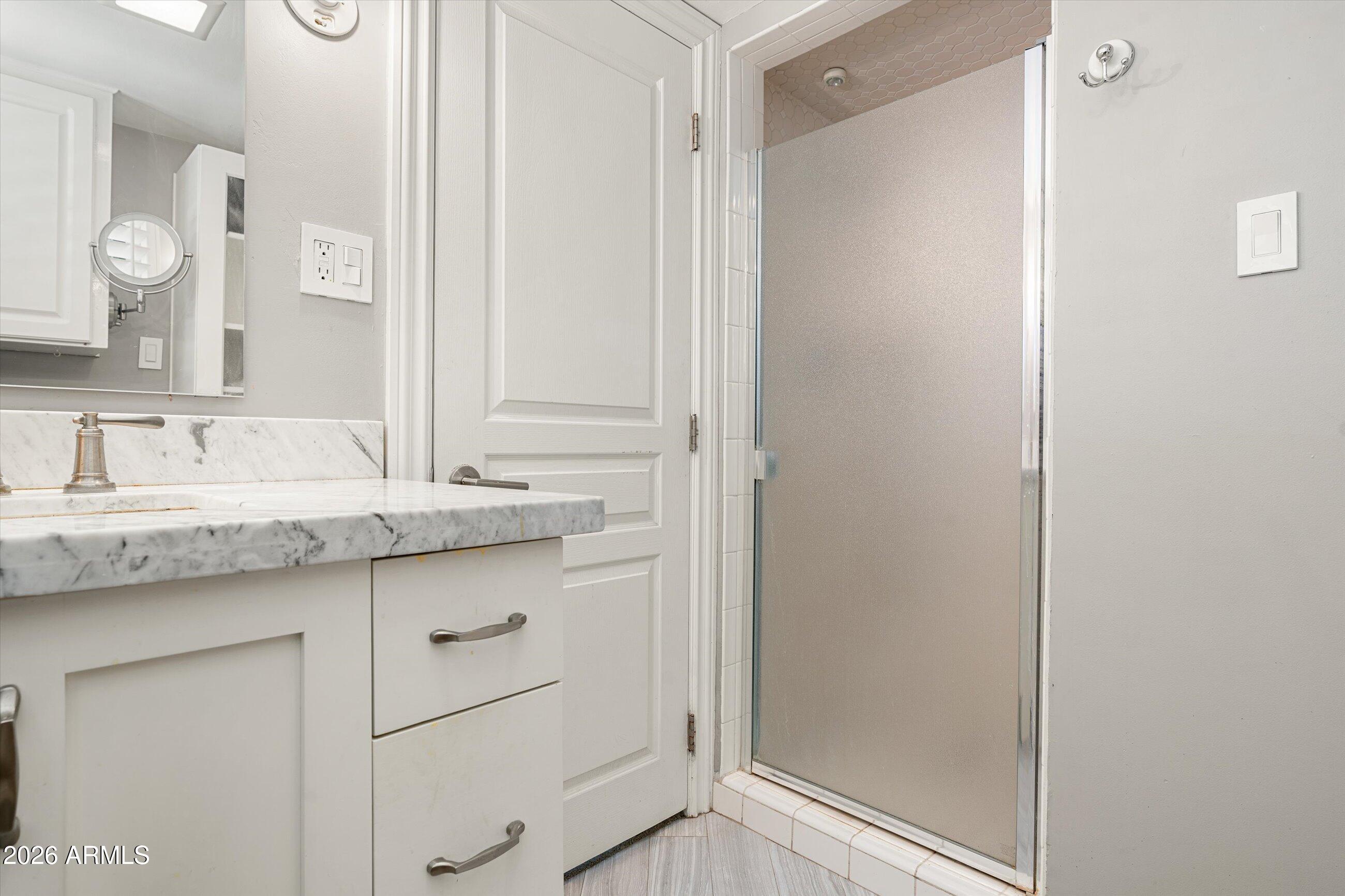 6511 E MONTEROSA Street