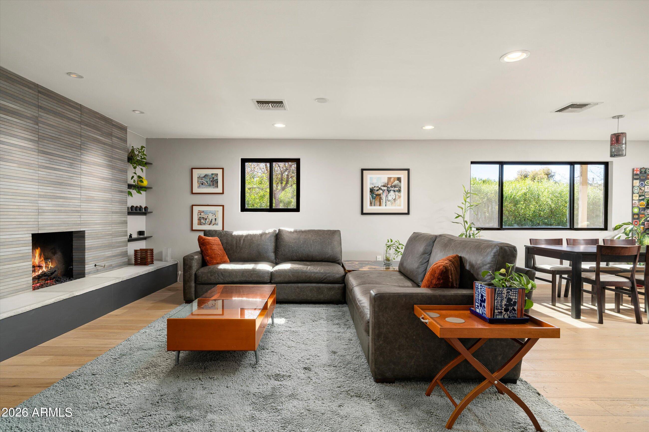 6511 E MONTEROSA Street