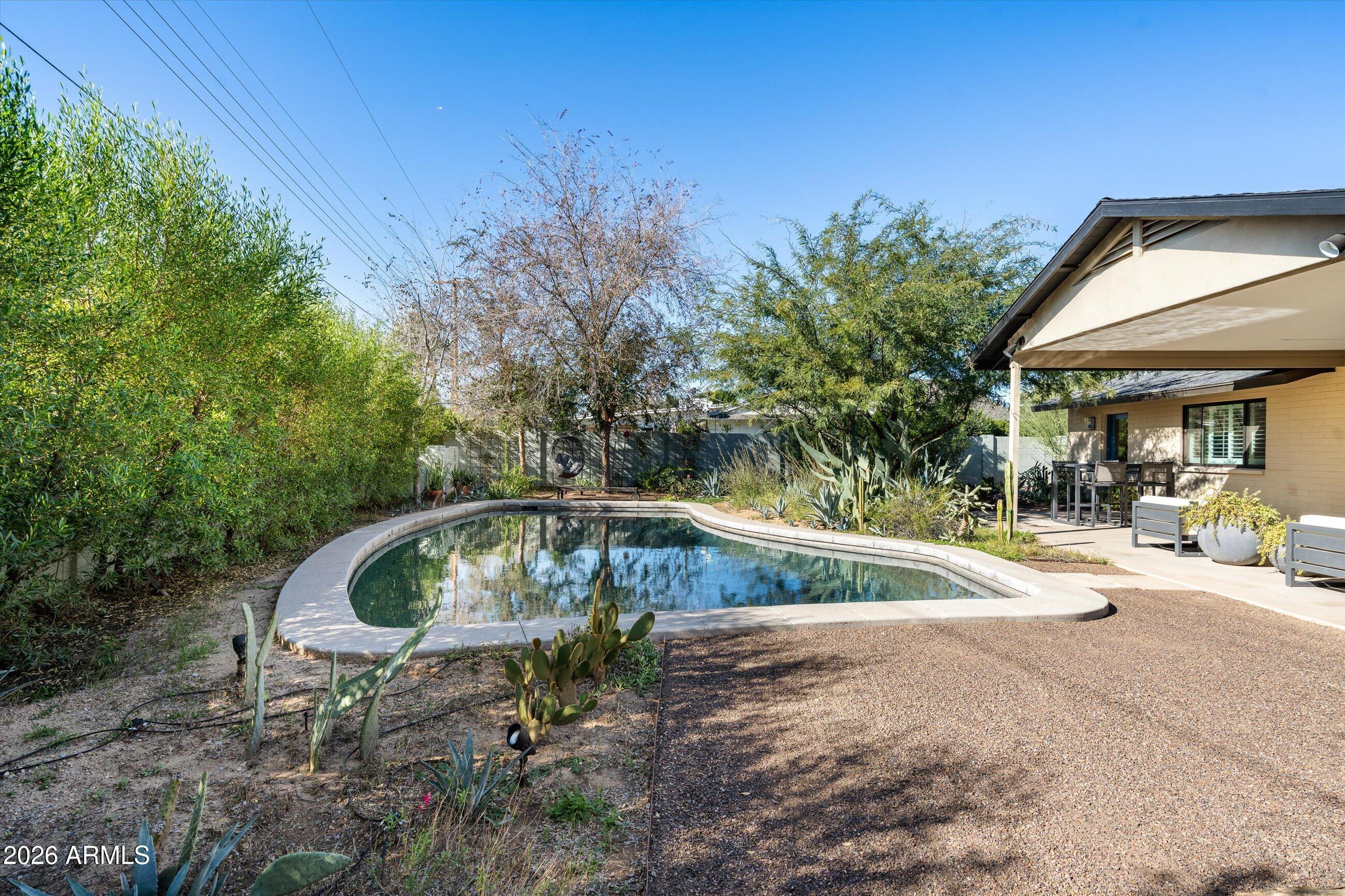 6511 E MONTEROSA Street