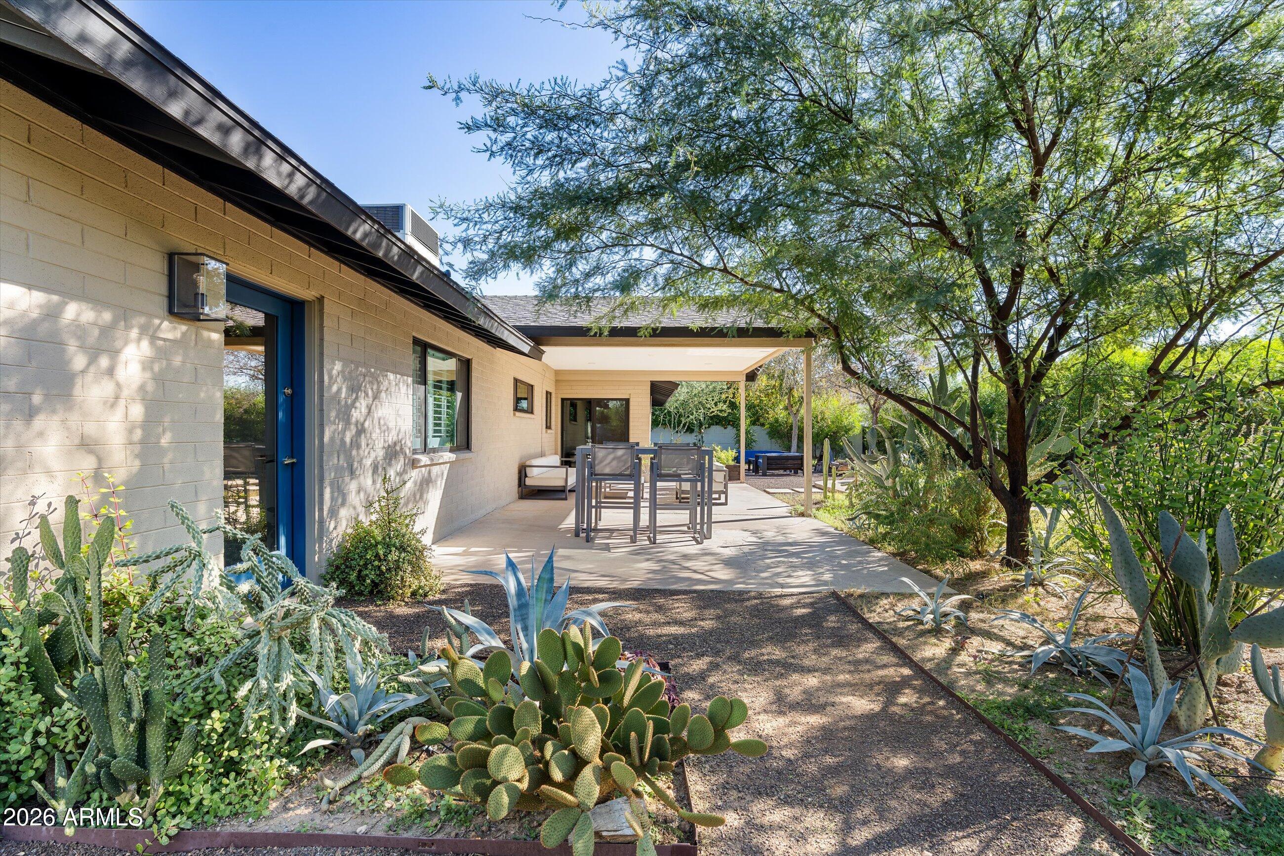 6511 E MONTEROSA Street