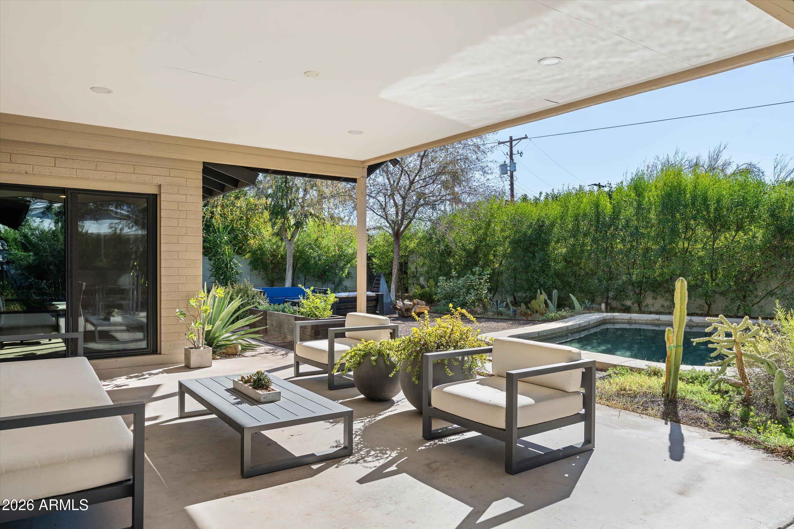 6511 E MONTEROSA Street