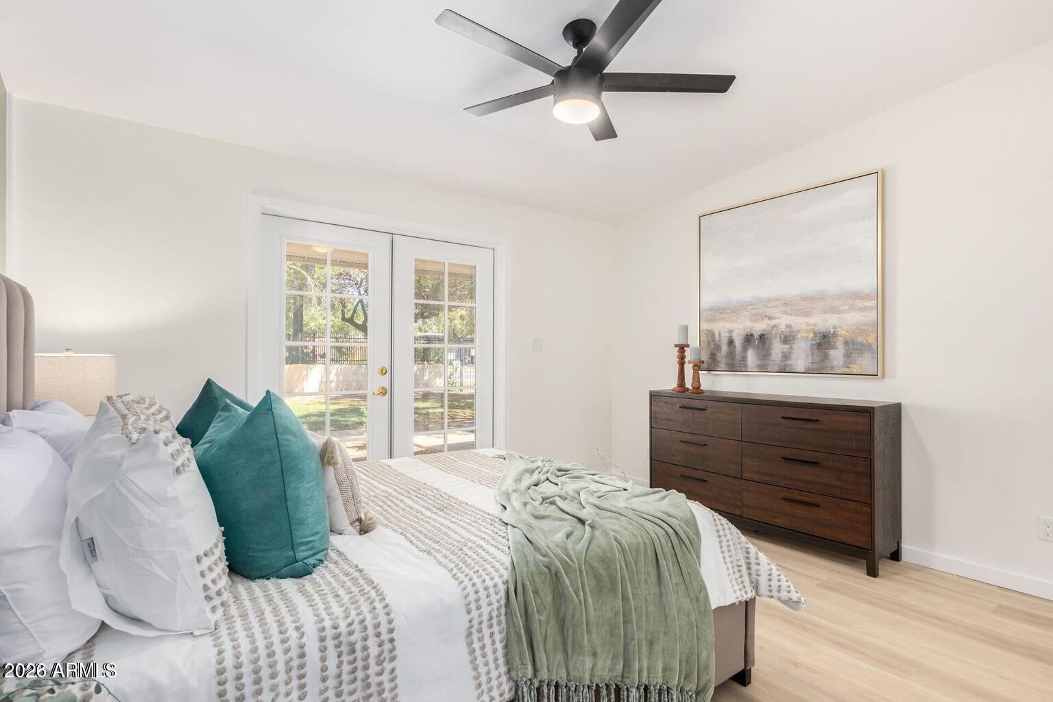 3505 E CAMPBELL Avenue 17