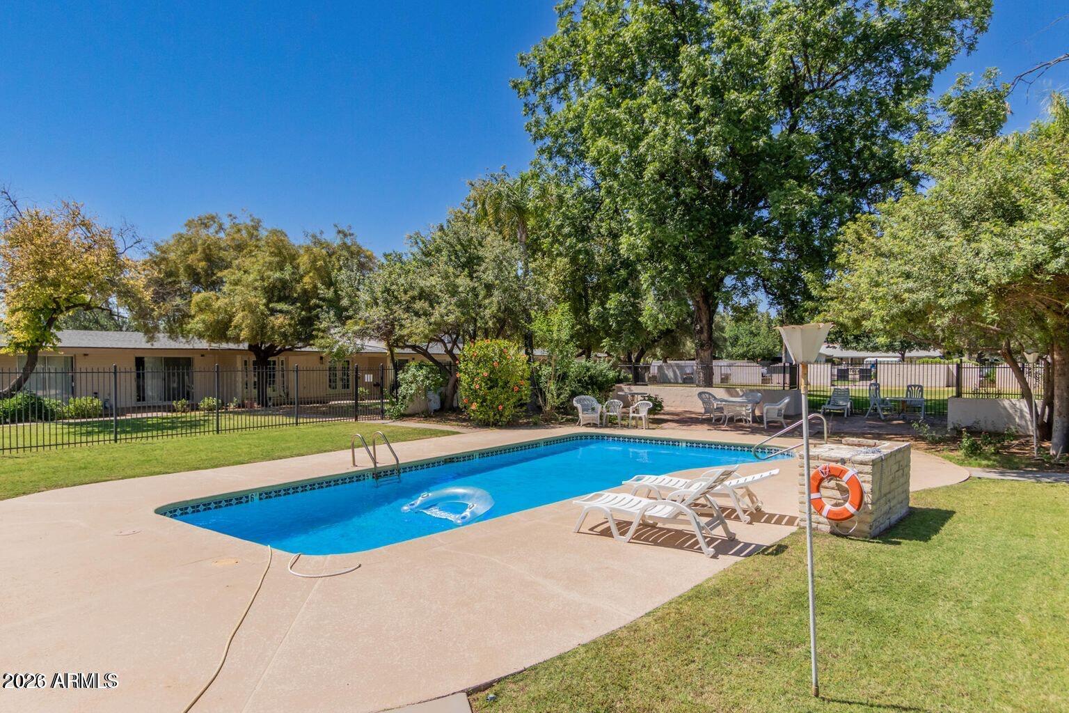 3505 E CAMPBELL Avenue 17