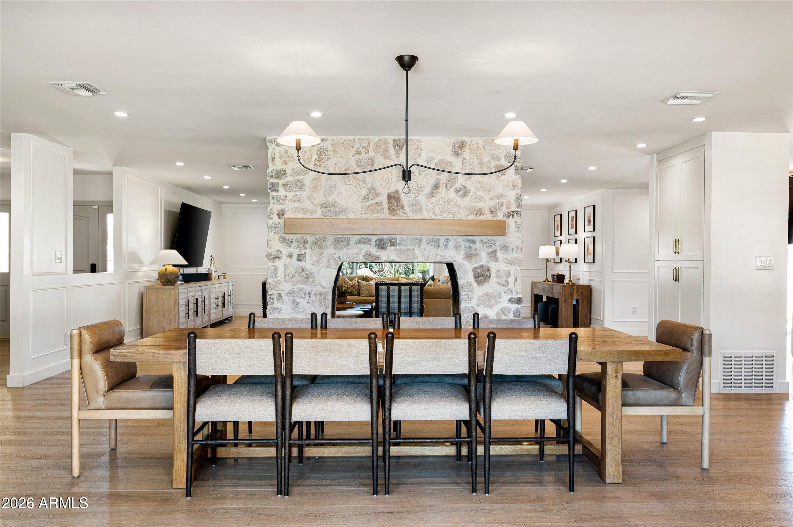 4545 N ROYAL VIEW Drive E