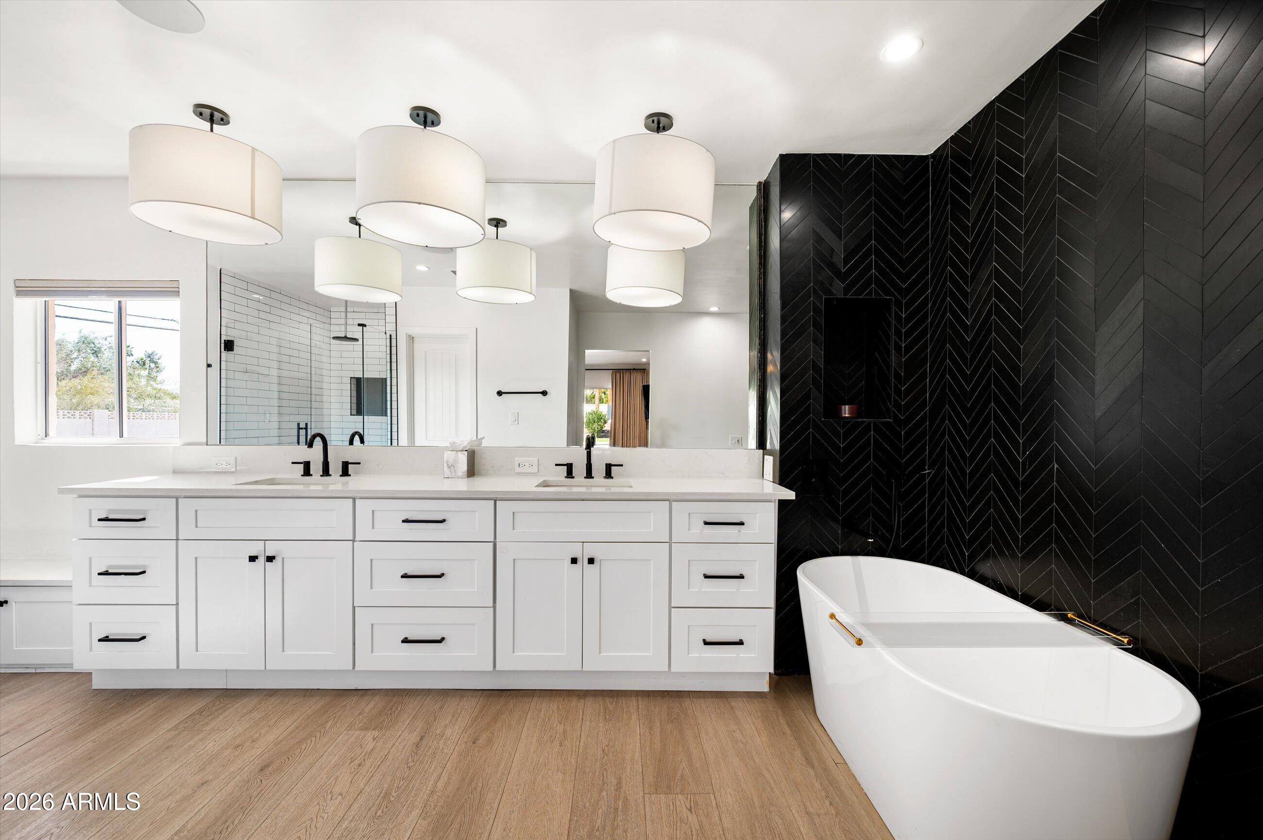 4545 N ROYAL VIEW Drive E