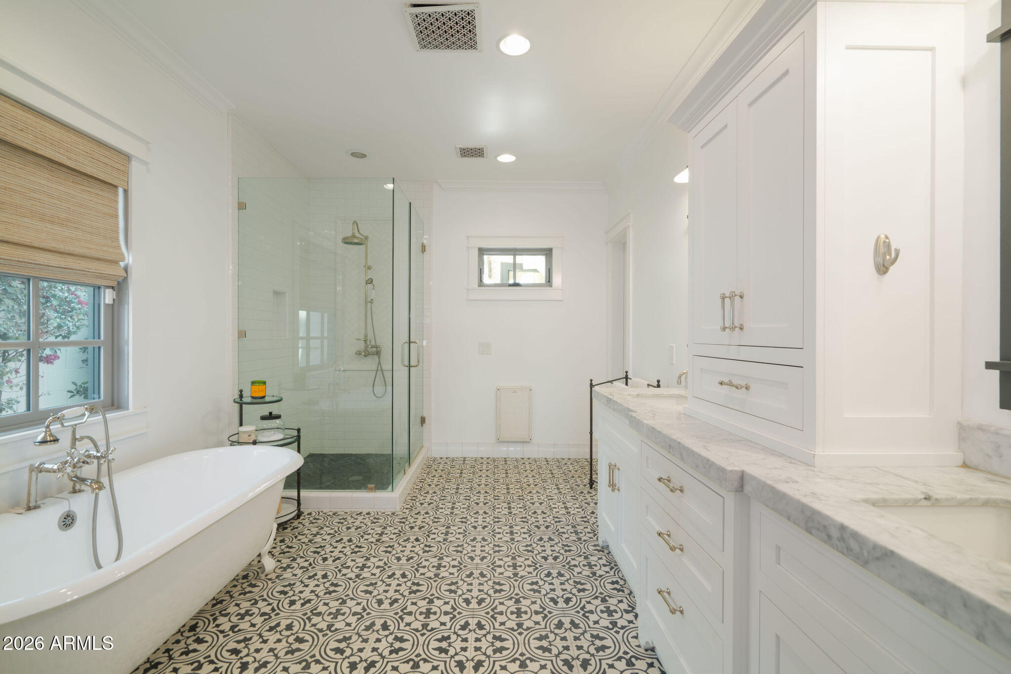 5627 E MONTEROSA Street