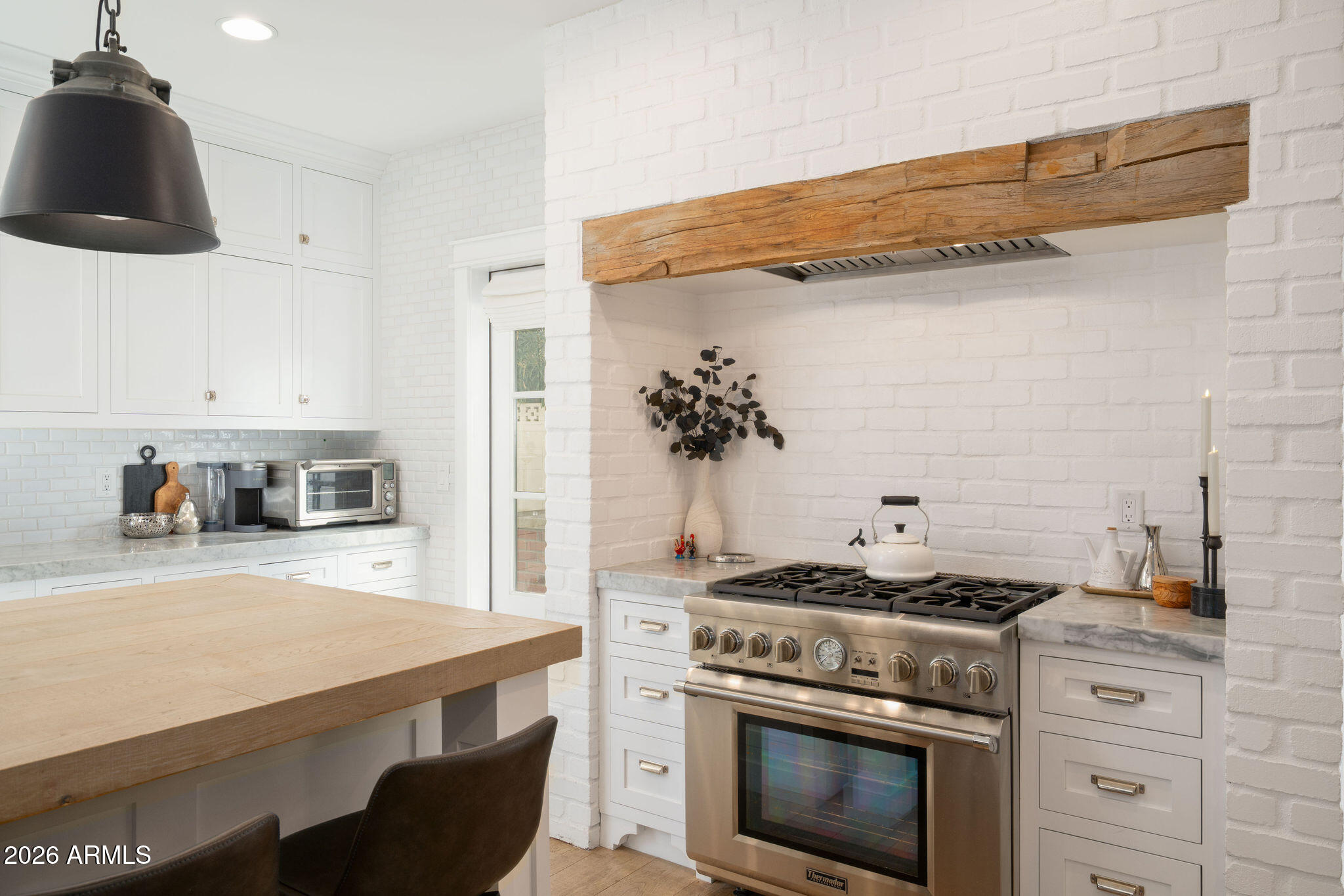 5627 E MONTEROSA Street