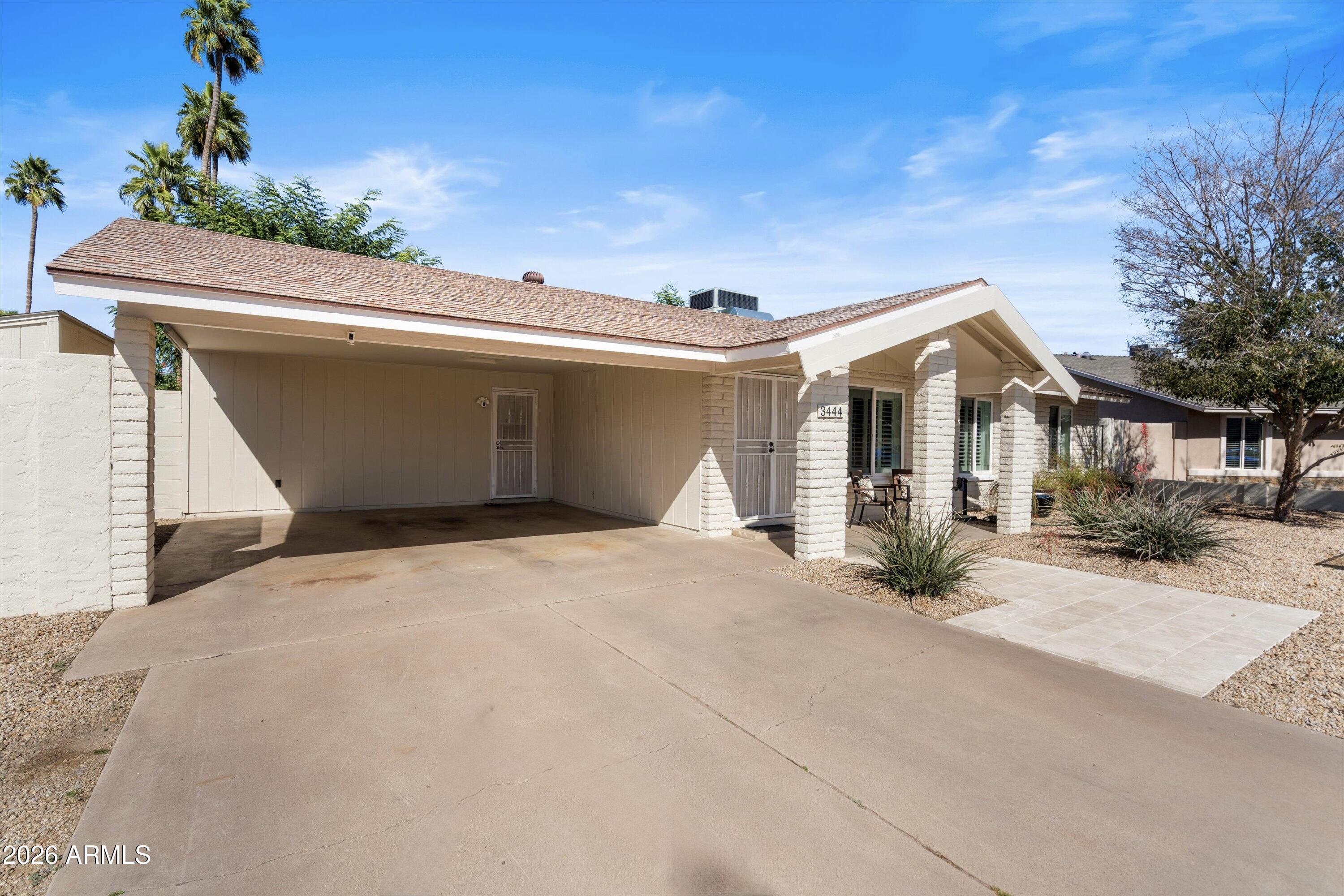 3444 E WINDROSE Drive