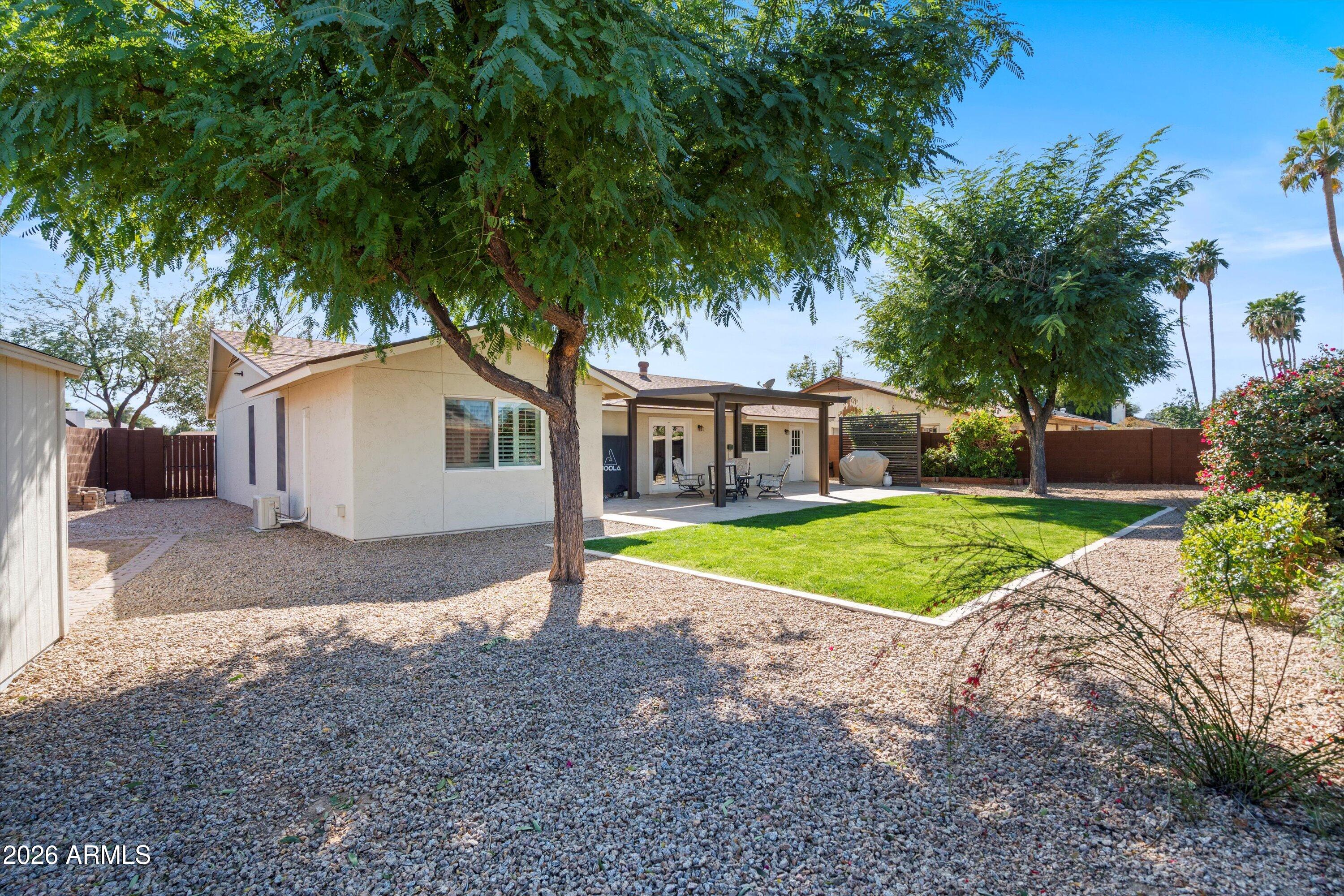 3444 E WINDROSE Drive