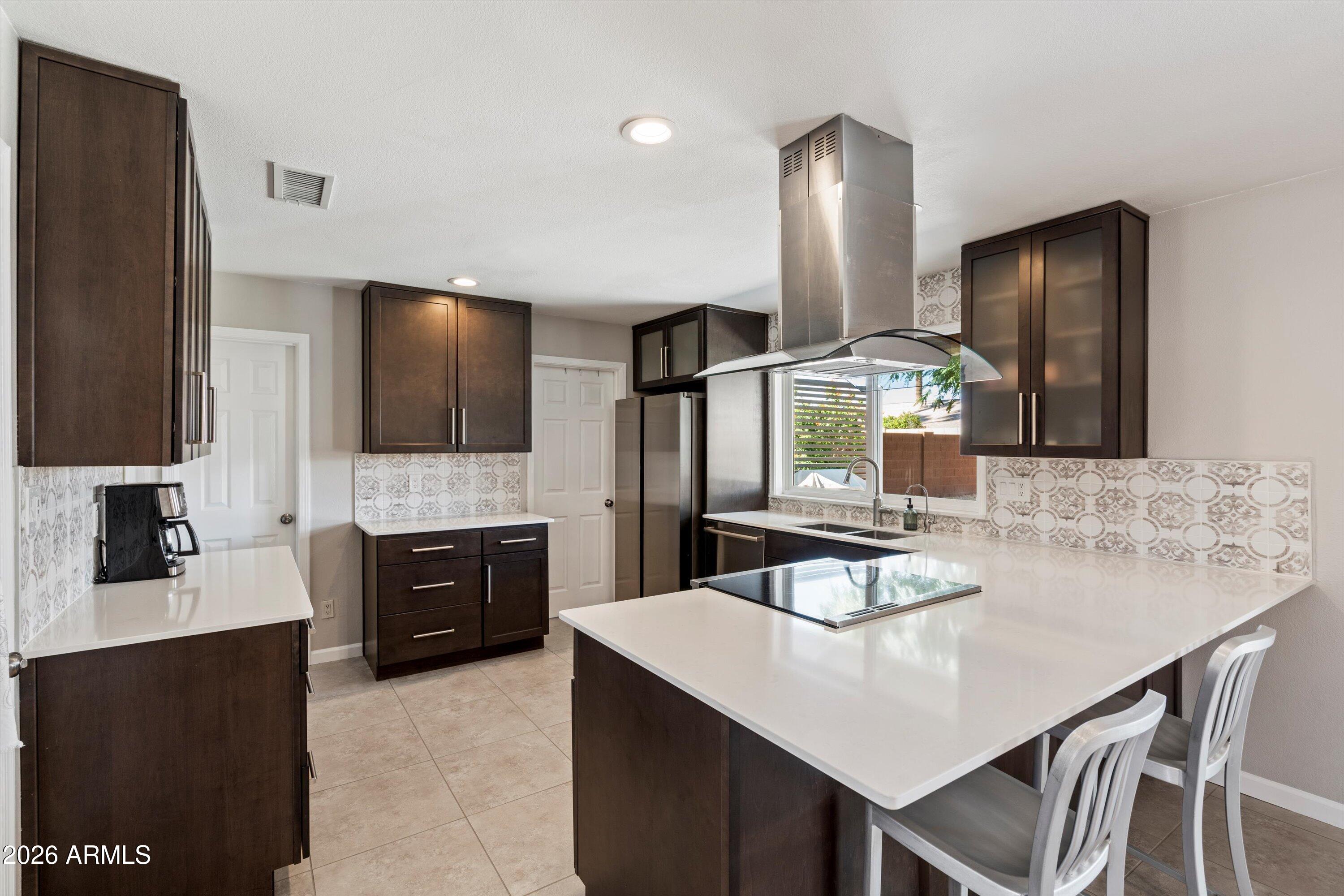 3444 E WINDROSE Drive