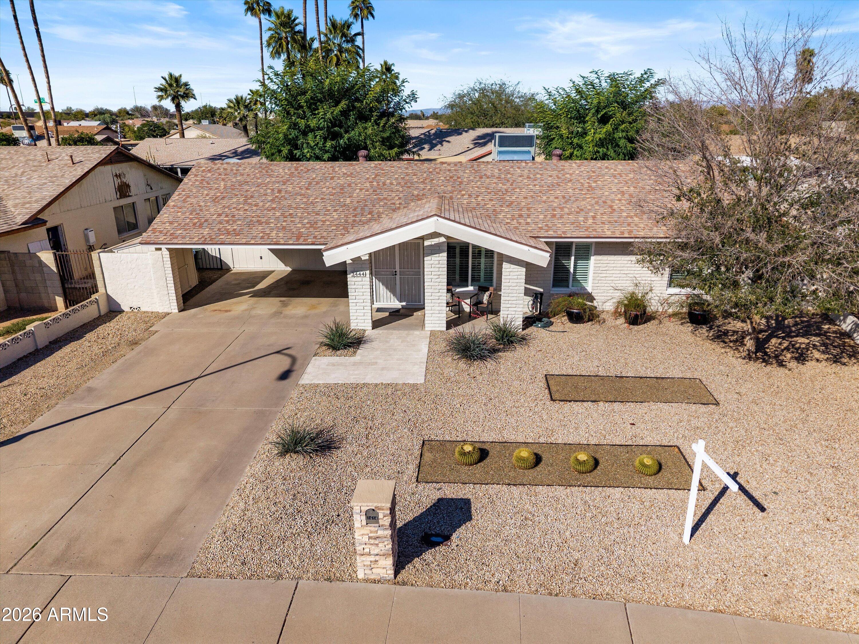 3444 E WINDROSE Drive