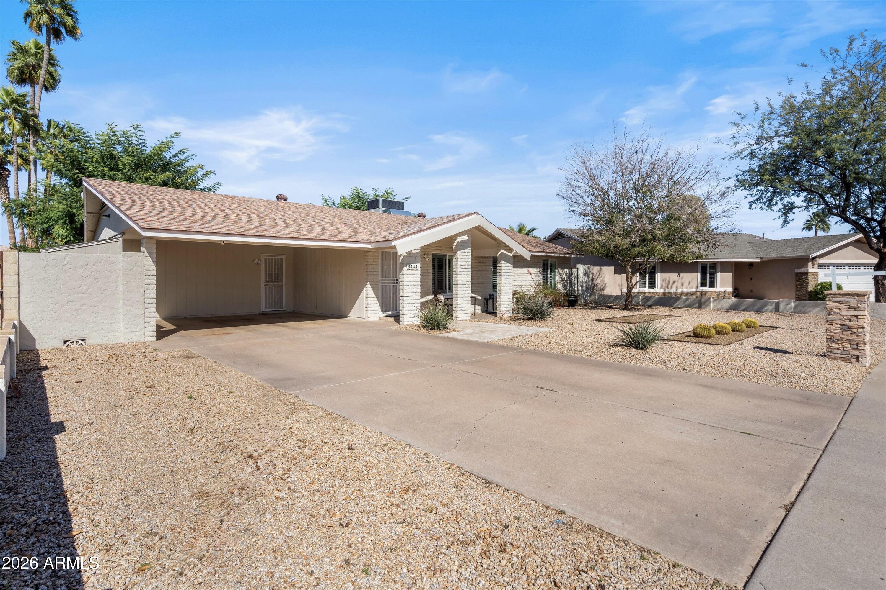3444 E WINDROSE Drive