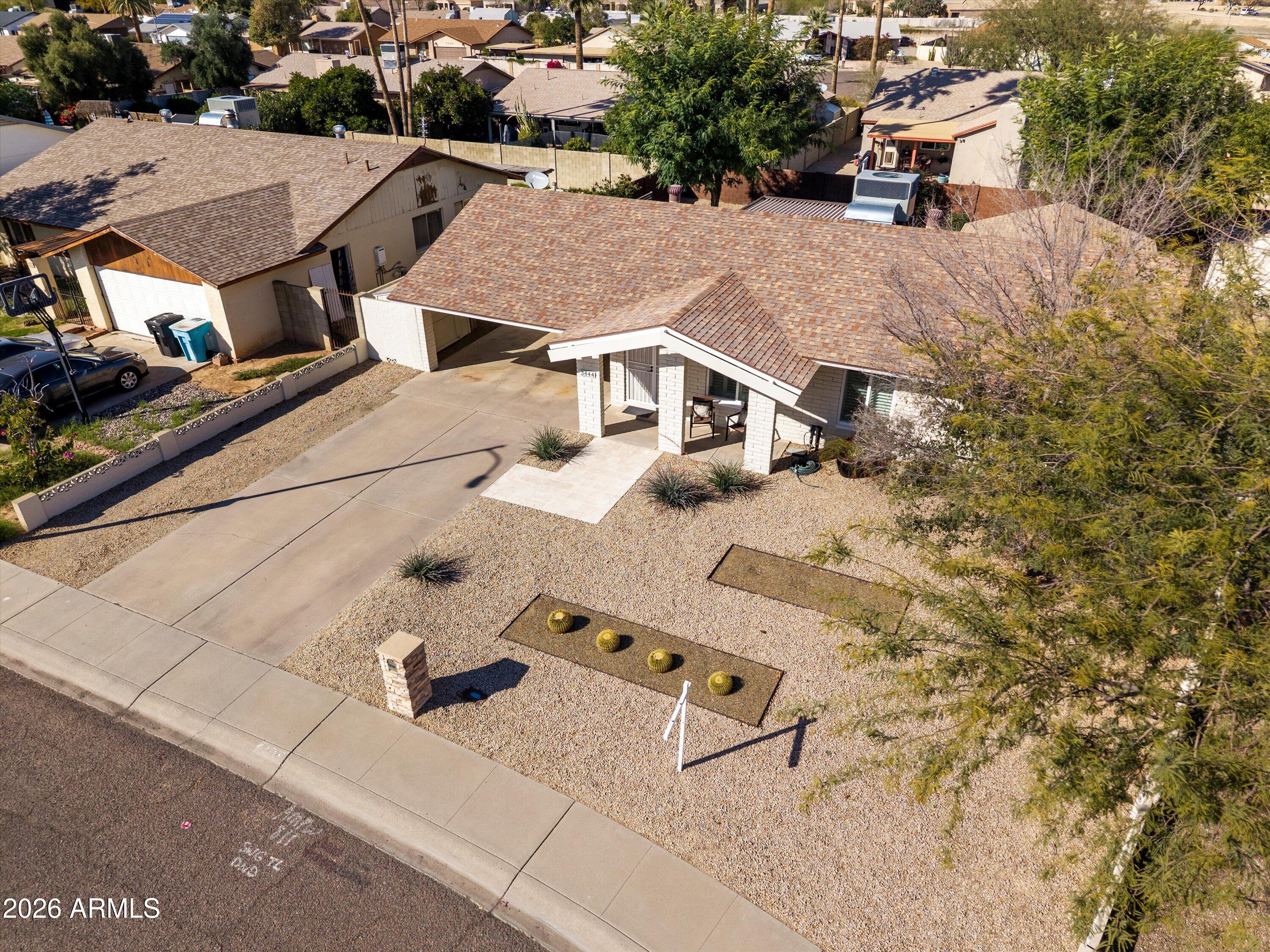 3444 E WINDROSE Drive