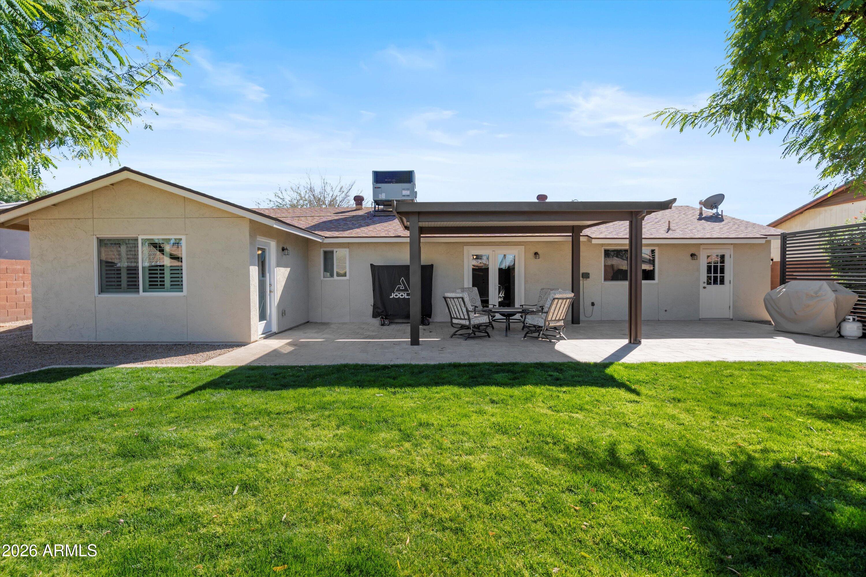 3444 E WINDROSE Drive